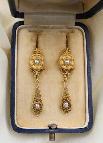 Types of Pearls Explained: Natural, Cultured, Akoya, Freshwater and South Sea