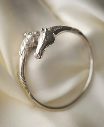 French sterling silver horse bracelet by Arthus Bertrand, 1940s