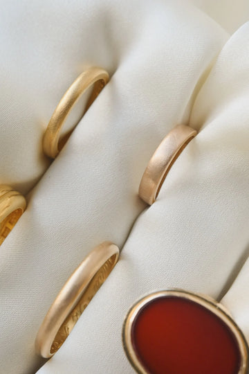 Edwardian rose gold band in size 4, 18K gold, 1902