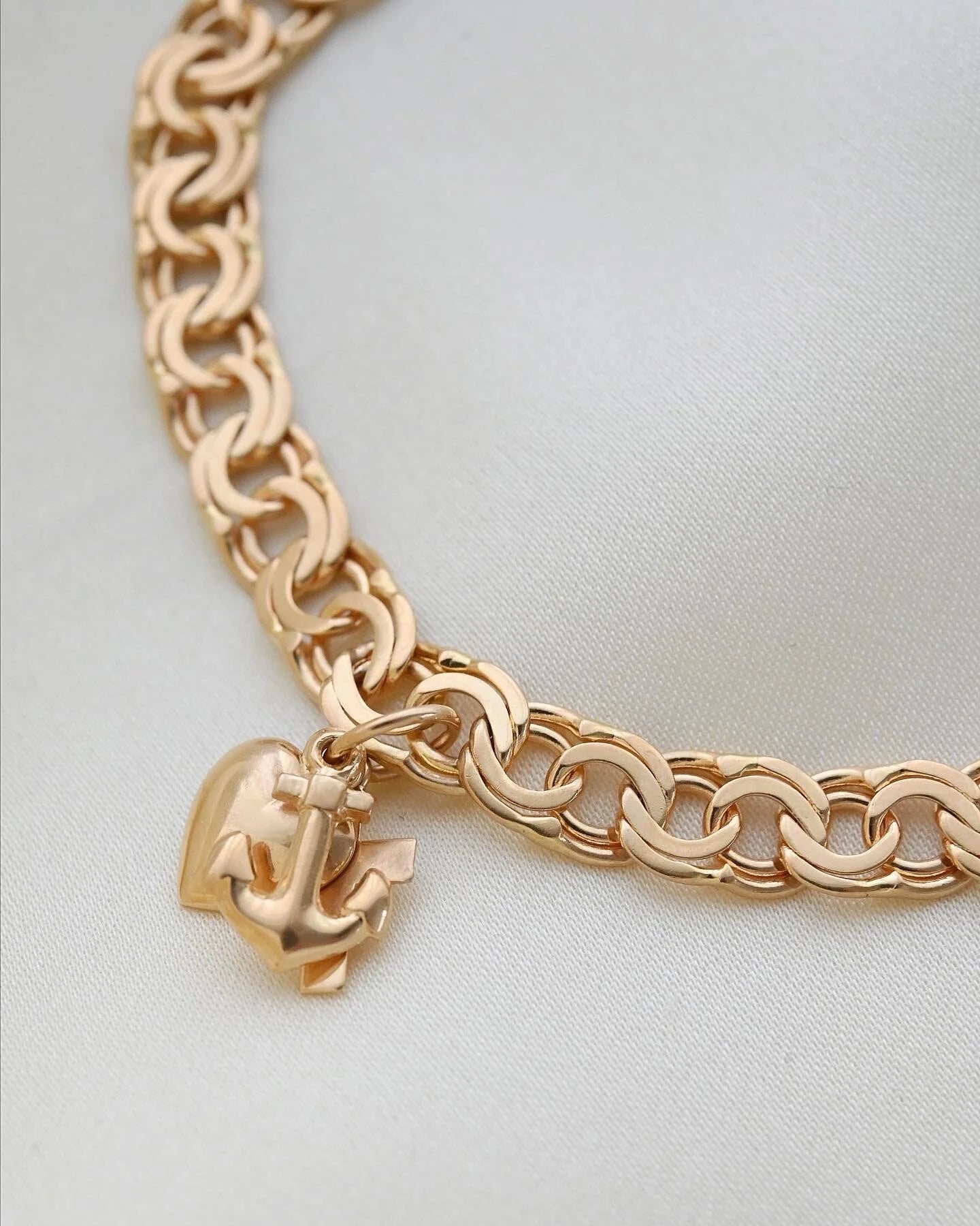 Unique Good Luck and Protection Charm Bracelet 18K Gold 1961