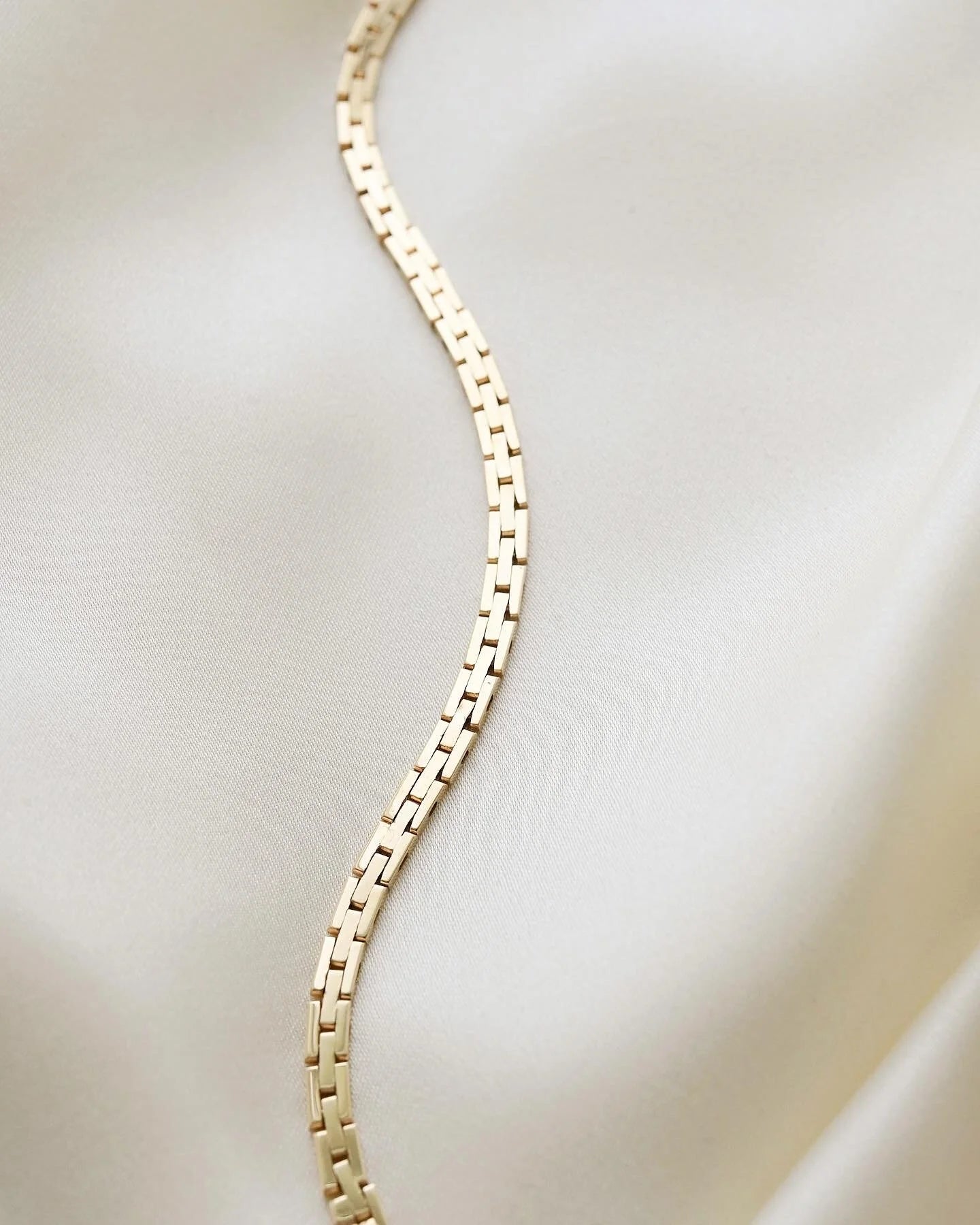 Versatile Vintage Baby Brick Link Necklace 14K Gold