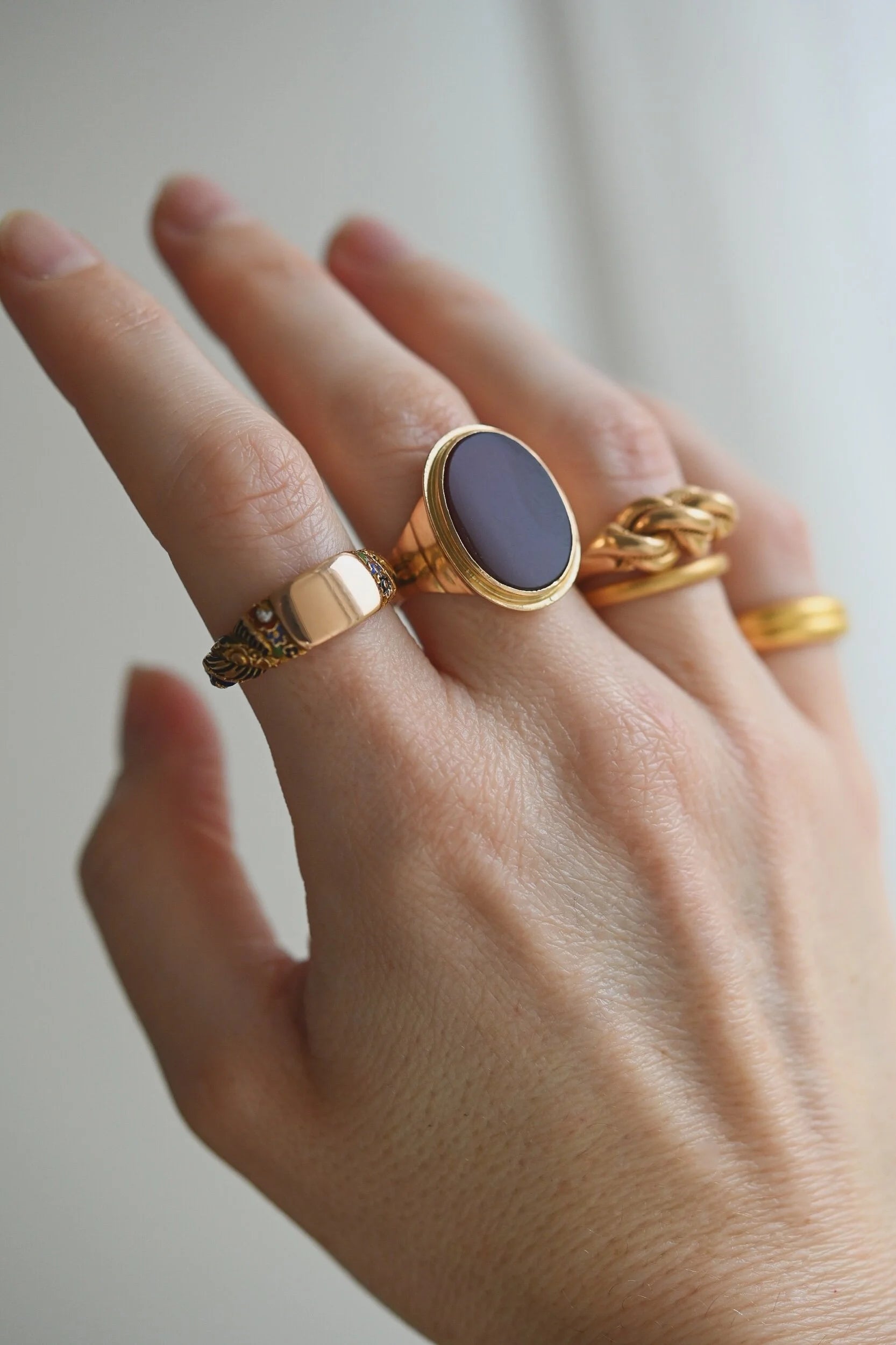 Antique Edwardian Signet Ring Red Agate 18K Gold Sweden 1908