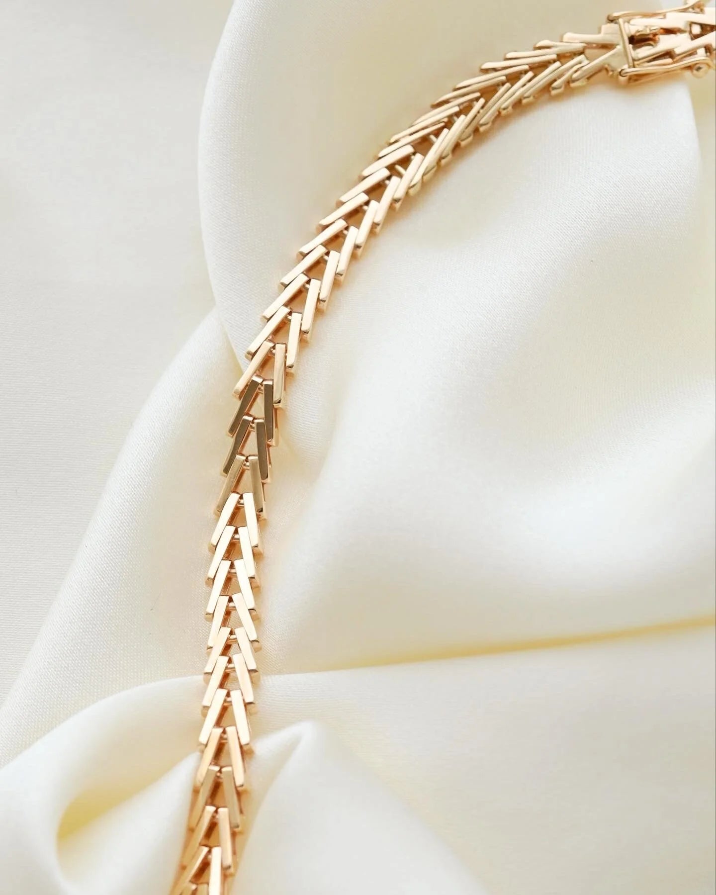 Gorg Rare Lenght Danish Vintage Geneva Link Necklace 14K Gold