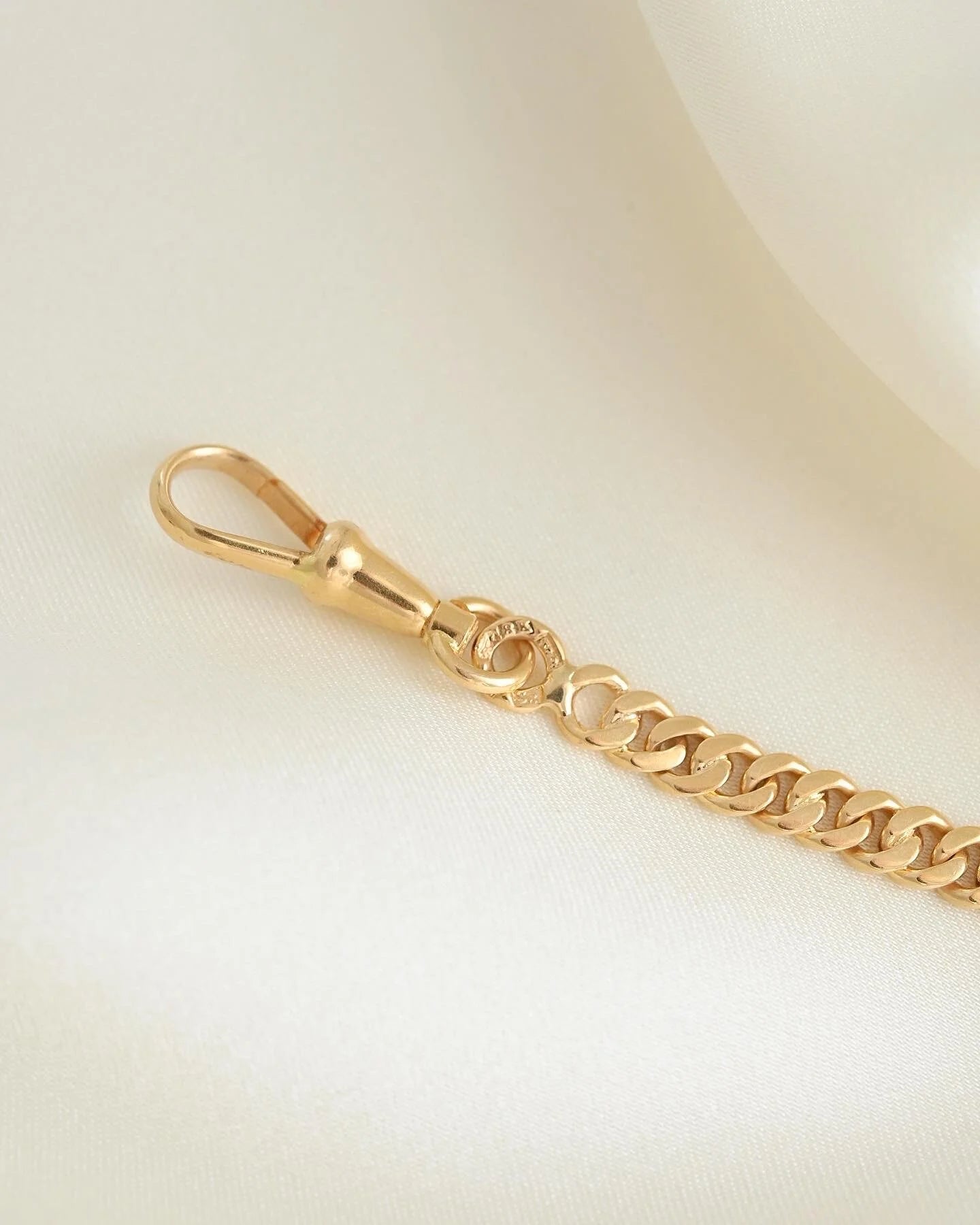 Rare Long 18K Solid Gold Antique Curb Link Chain Beg 1900s