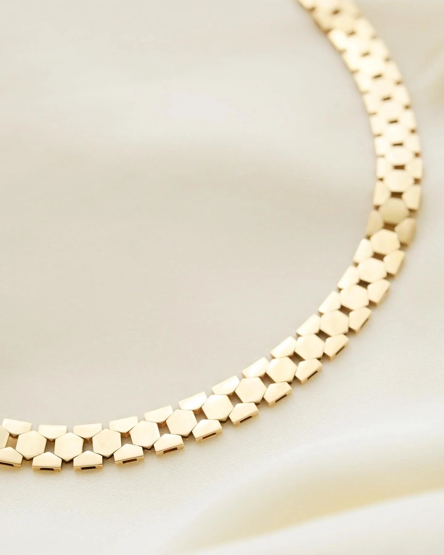 Super Rare Magnificent Bee Cell Link Necklace Danish Vintage 14K Gold 1960