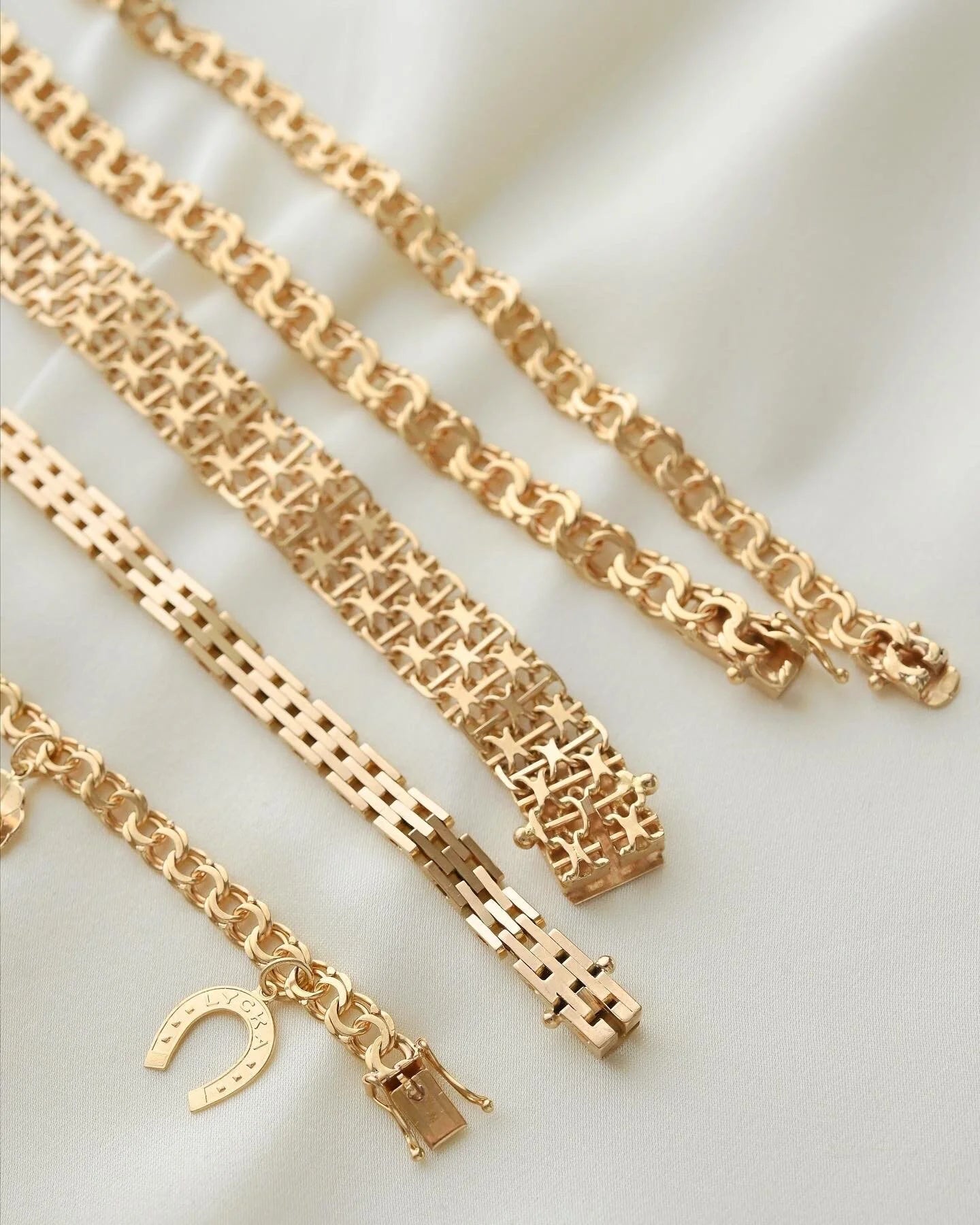 Selection of Special Swedish Vintage Bracelets 18K Gold Mid 1900s