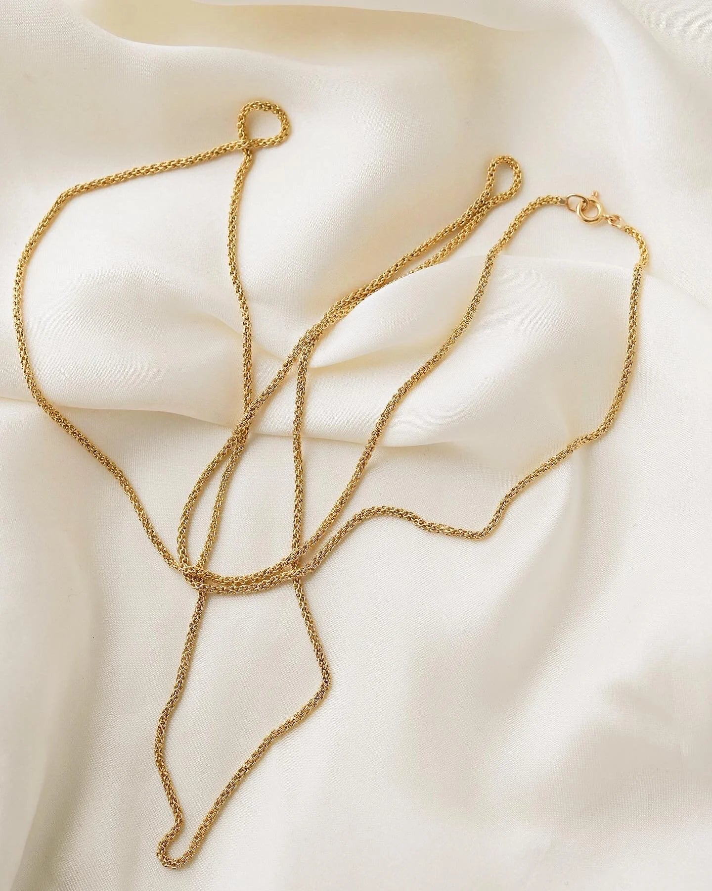 Rare Lenght 32 Inches Vintage Fancy Link Chain 18K Gold