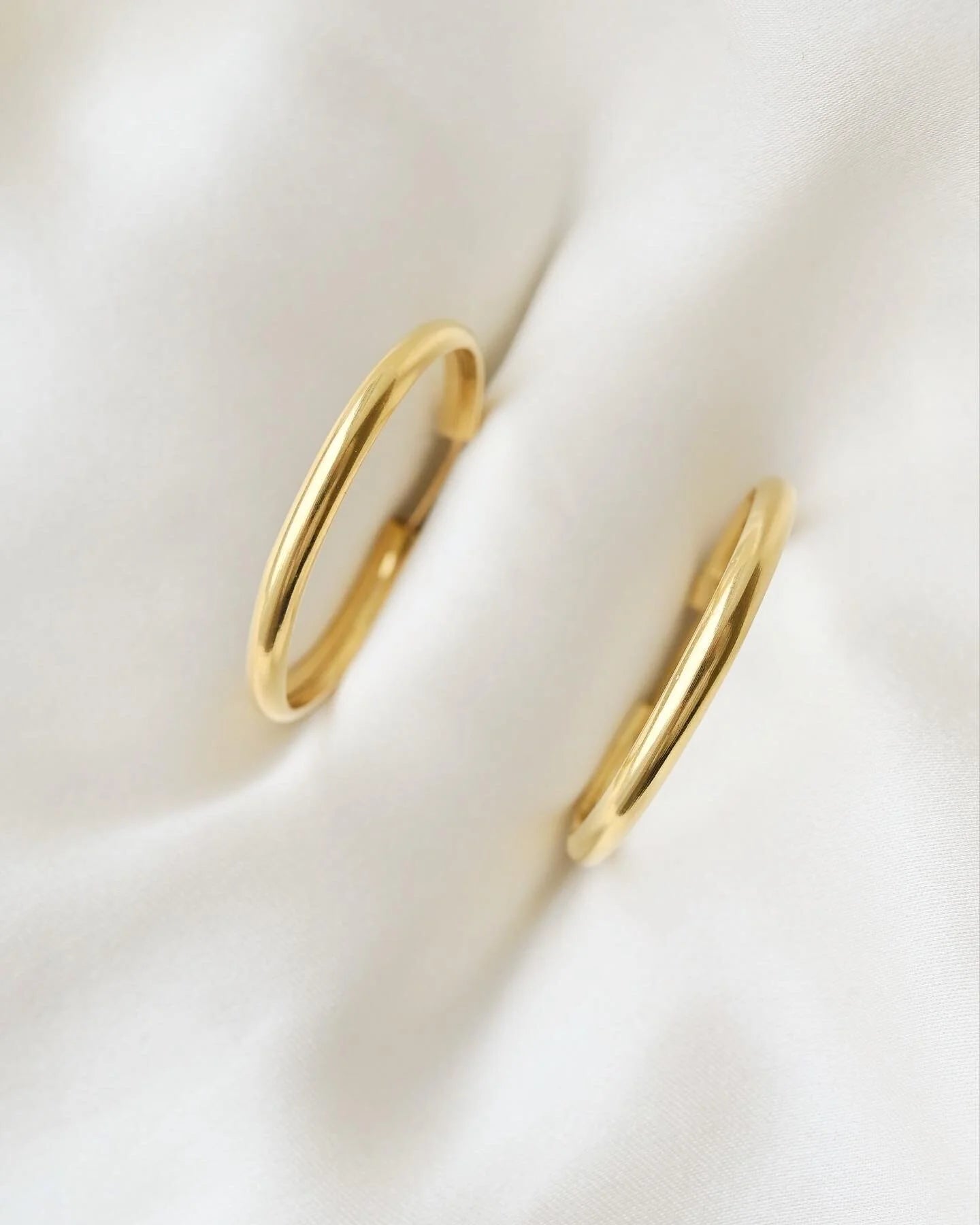30 mm Vintage Hoop Earrings 18K Gold