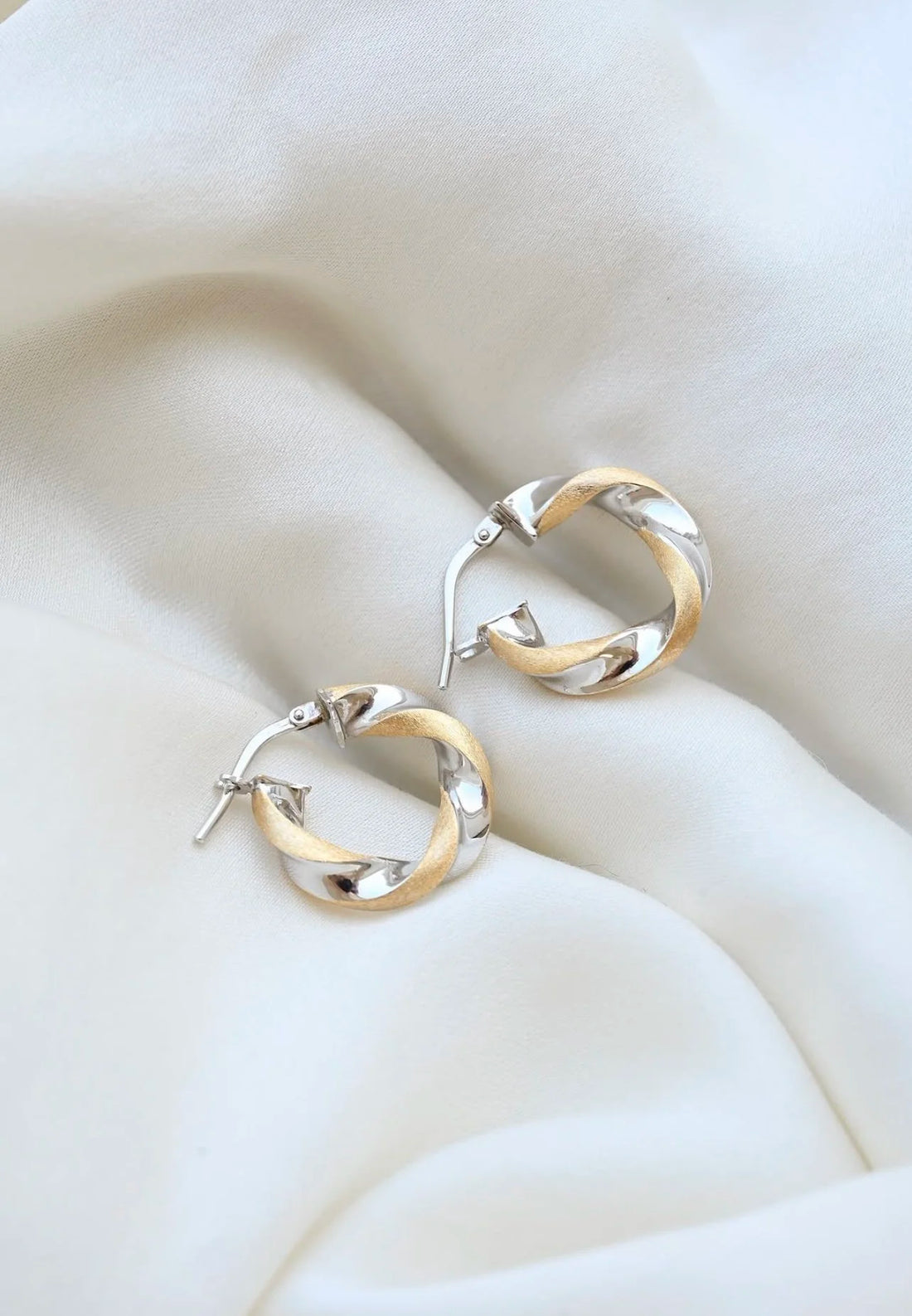 Gorg Vintage 18K Two-Tone Gold Hoop 1980s Earrings