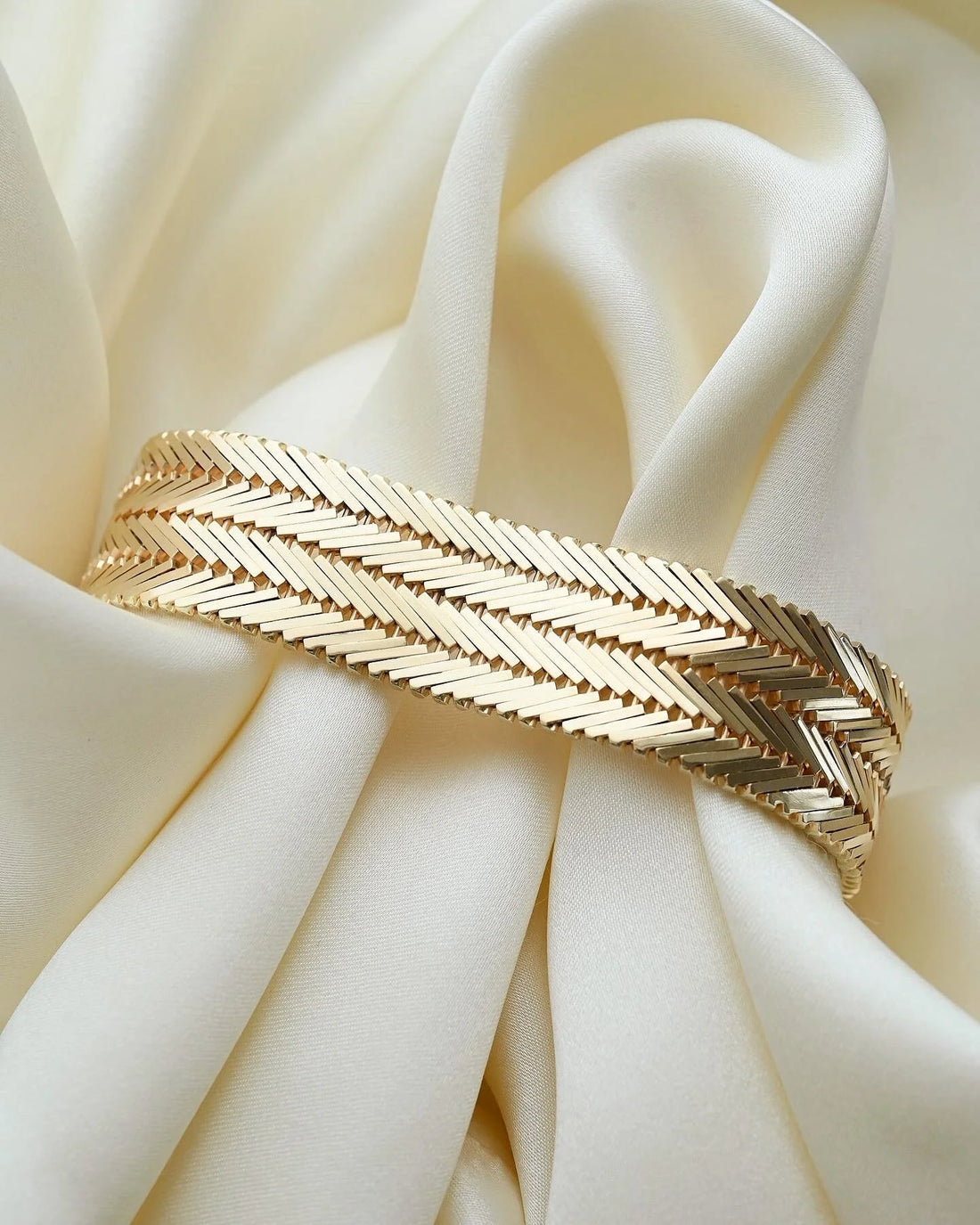 Super Heavy Sublime 52 Grams Danish Link Bracelet 14K Gold 1960s