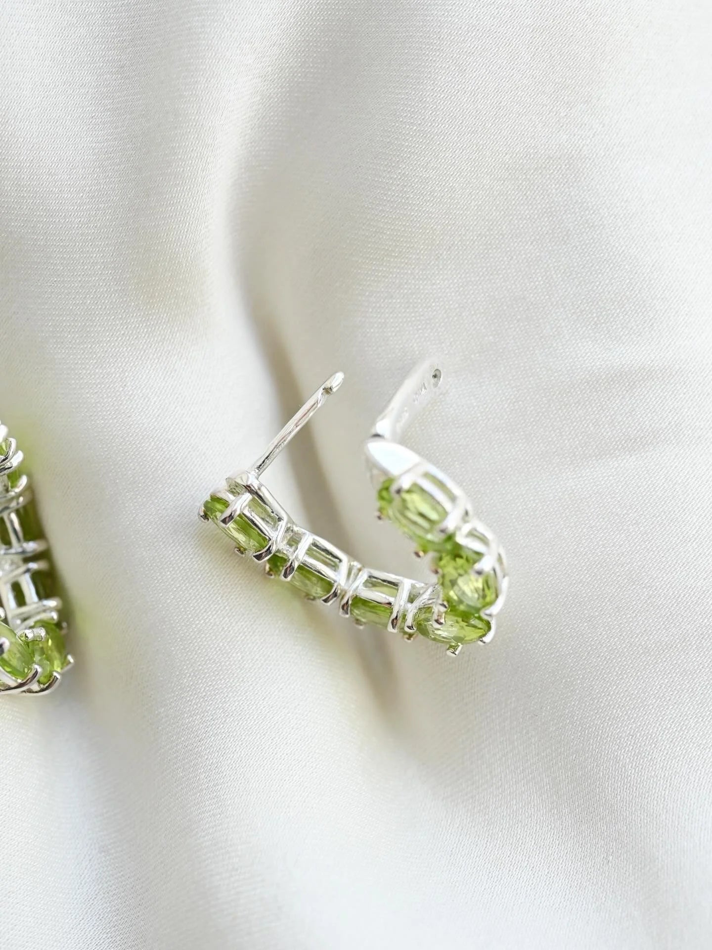 Juicy Sterling Silver Hoop Earrings w Peridot