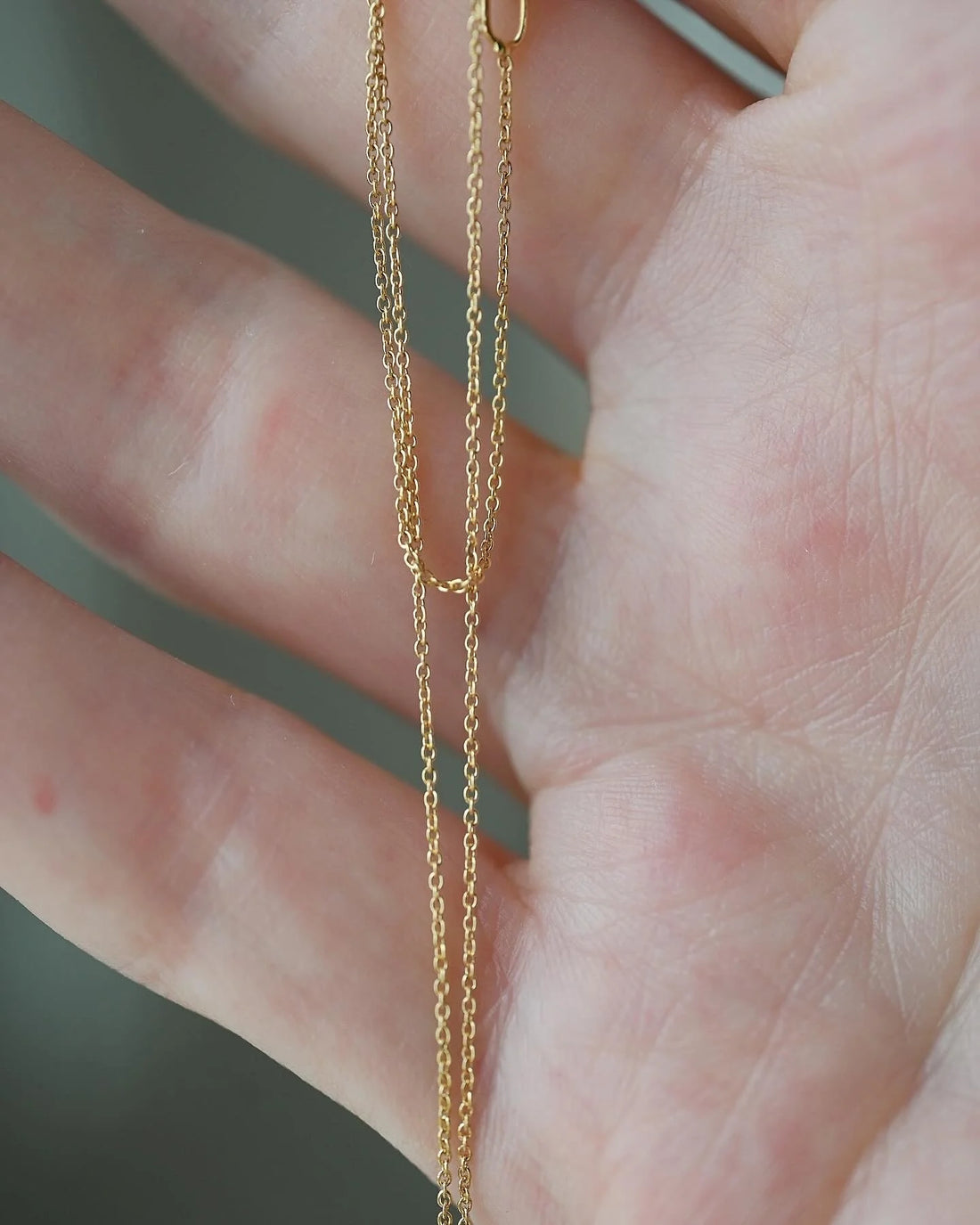 Perfect Chain w Dainty Baby Halo Pendant Emerald x Diamond 18K Gold