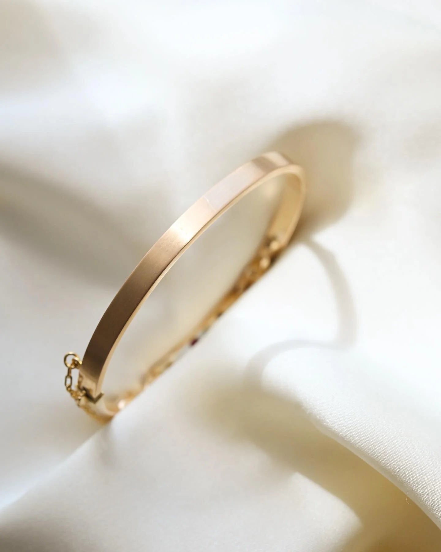 Antique Danish Bangle Diamonds x Ruby 18K Gold 1920s