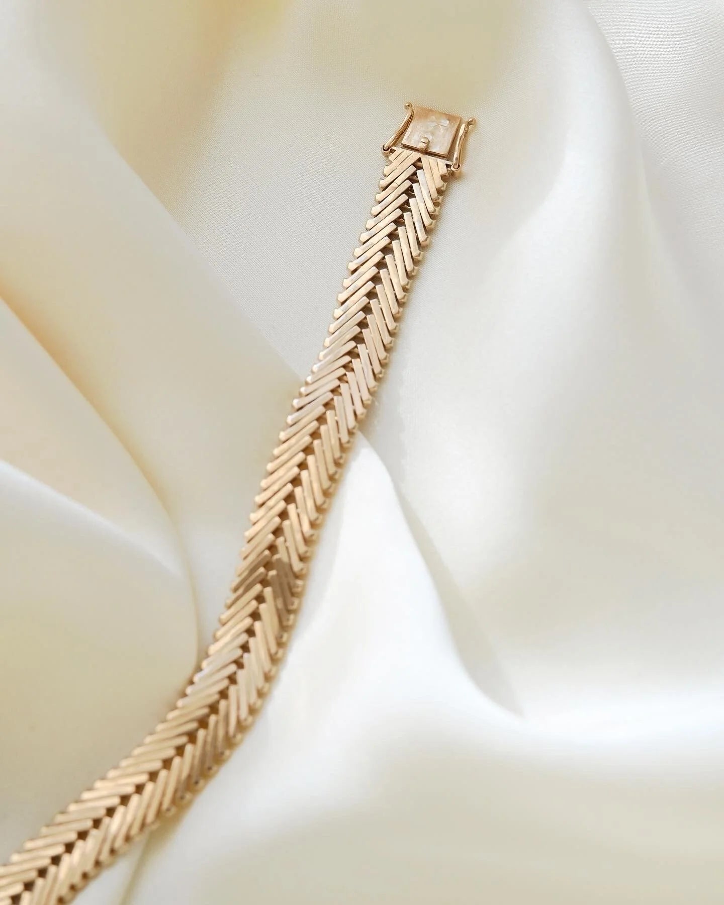 Rare Wider Danish Geneva Vintage Bracelet 14K Gold 1970