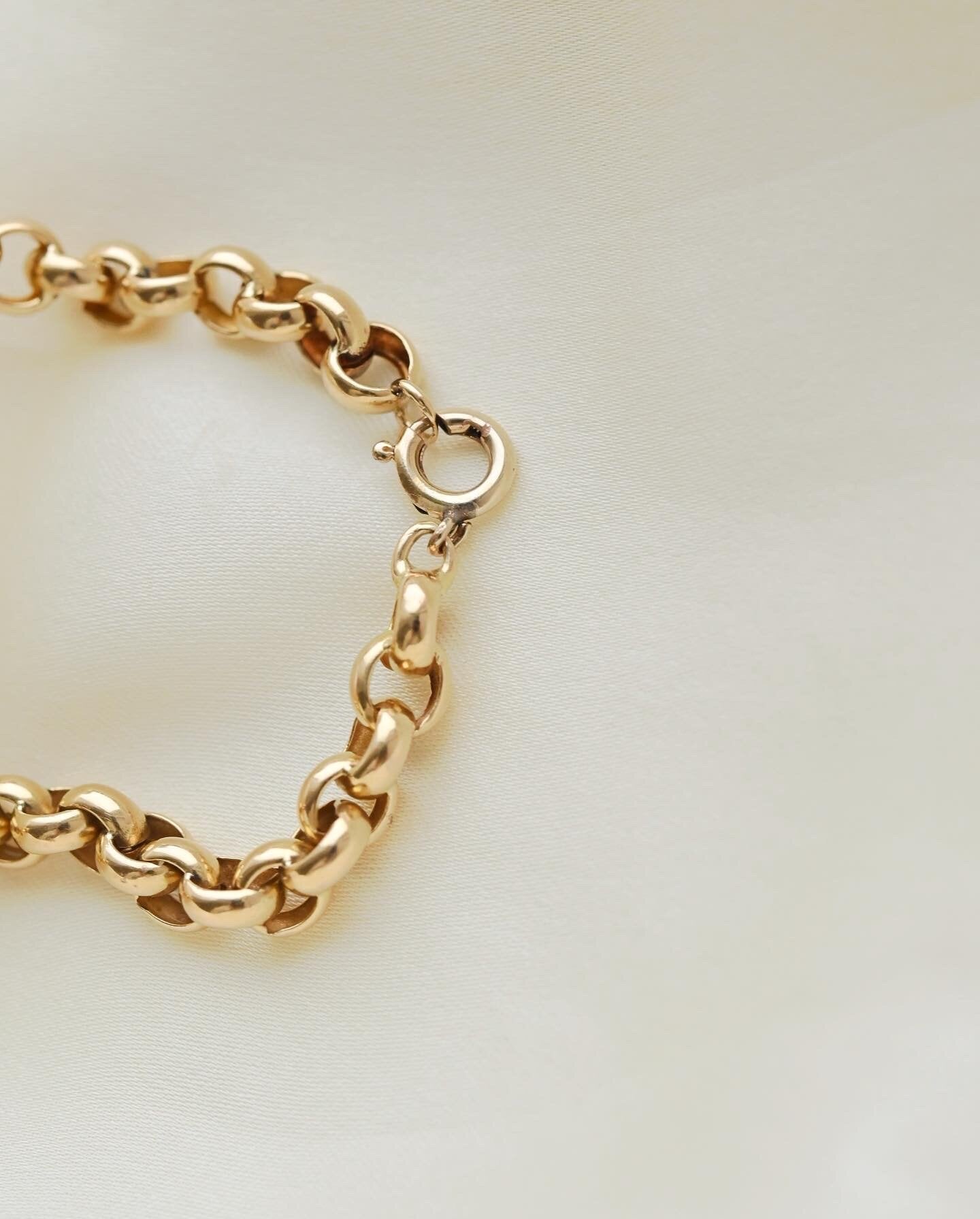 Antique 19 Inches Rolo Link Chain 18K Gold 1800s