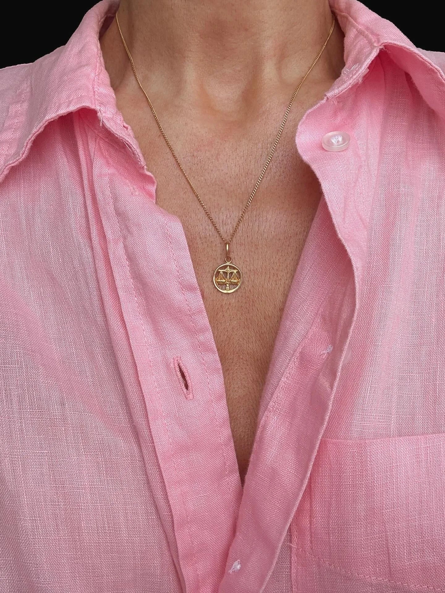Vintage Libra Pendant 18K Gold