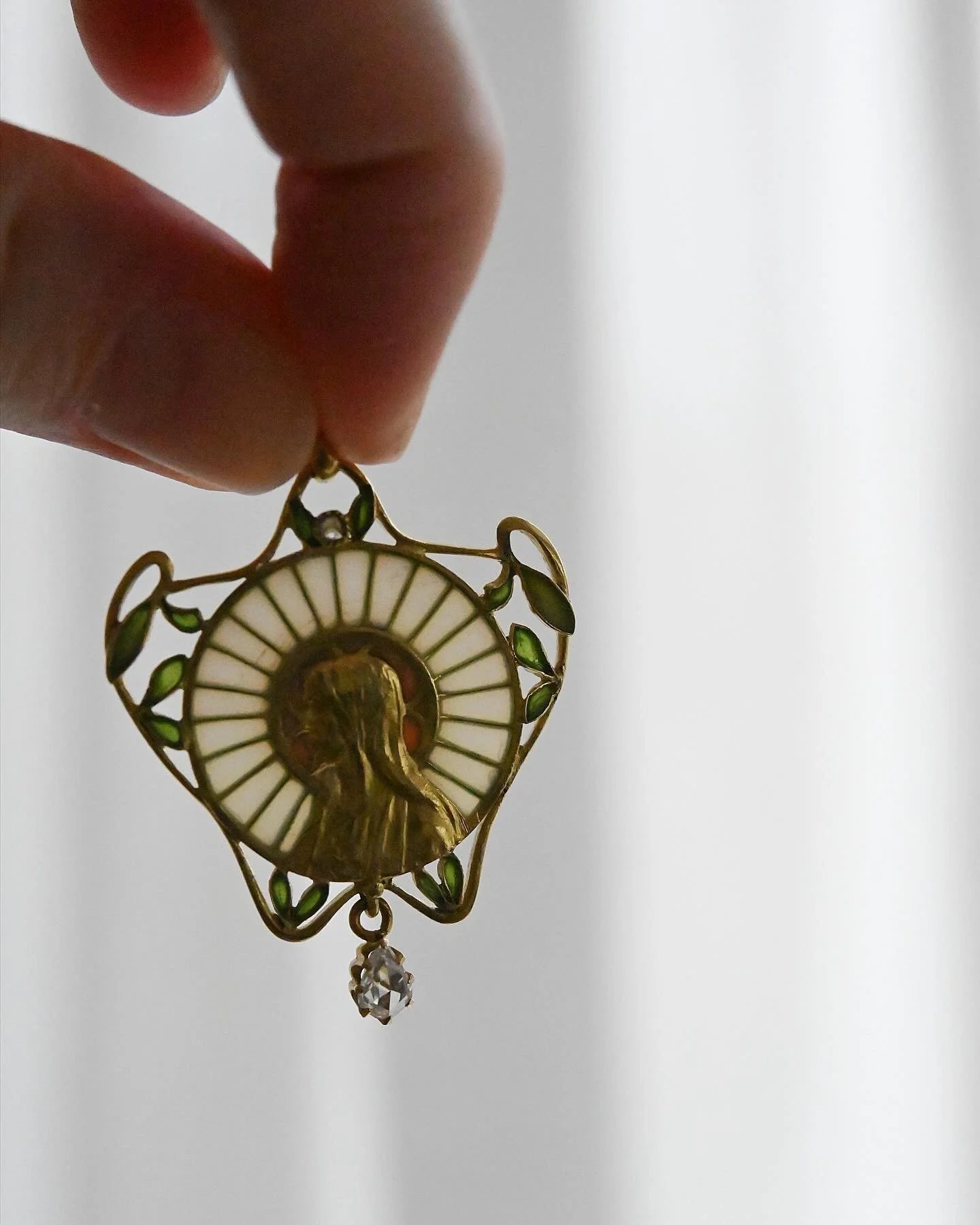 Out Of This World Amazing Pliqué A Jour Enamel Pendant 18K Gold 1910s