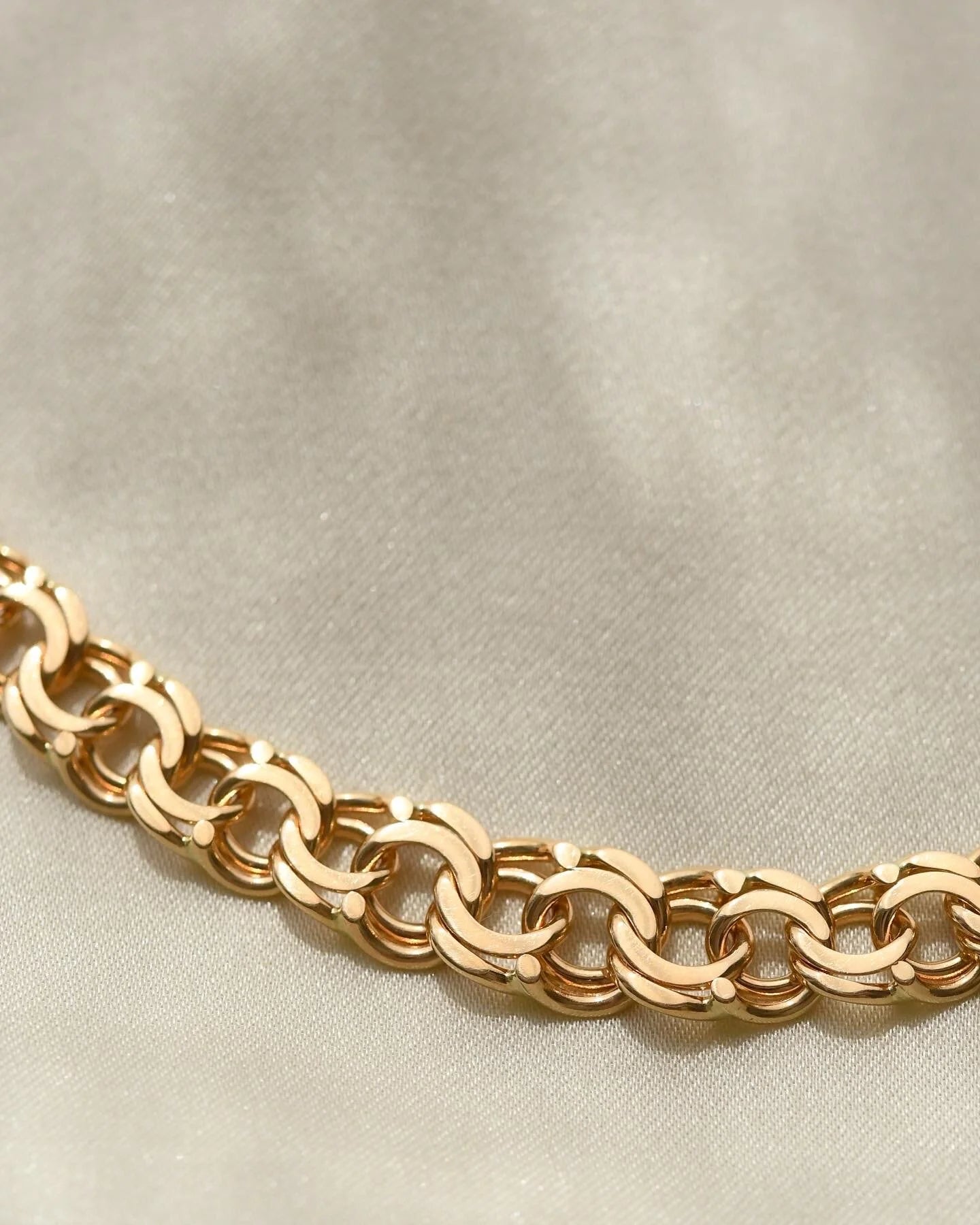 Gorgeous Radiant Bismarck Chain 21 Grams 14K Gold 1950s