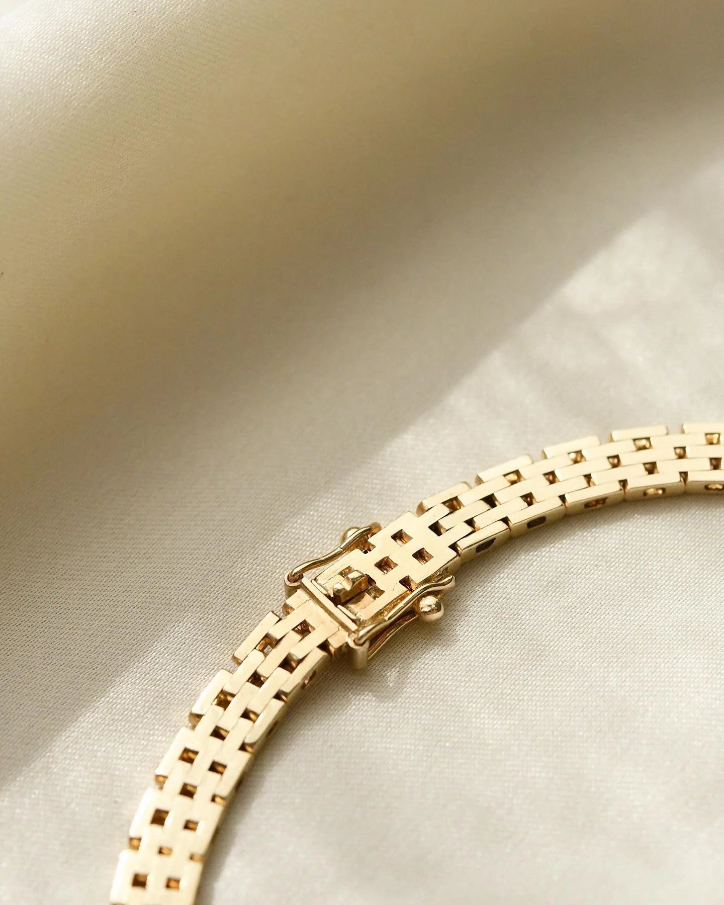 Stunning HEAVY Graduated Brick Link Necklace 14K Gold