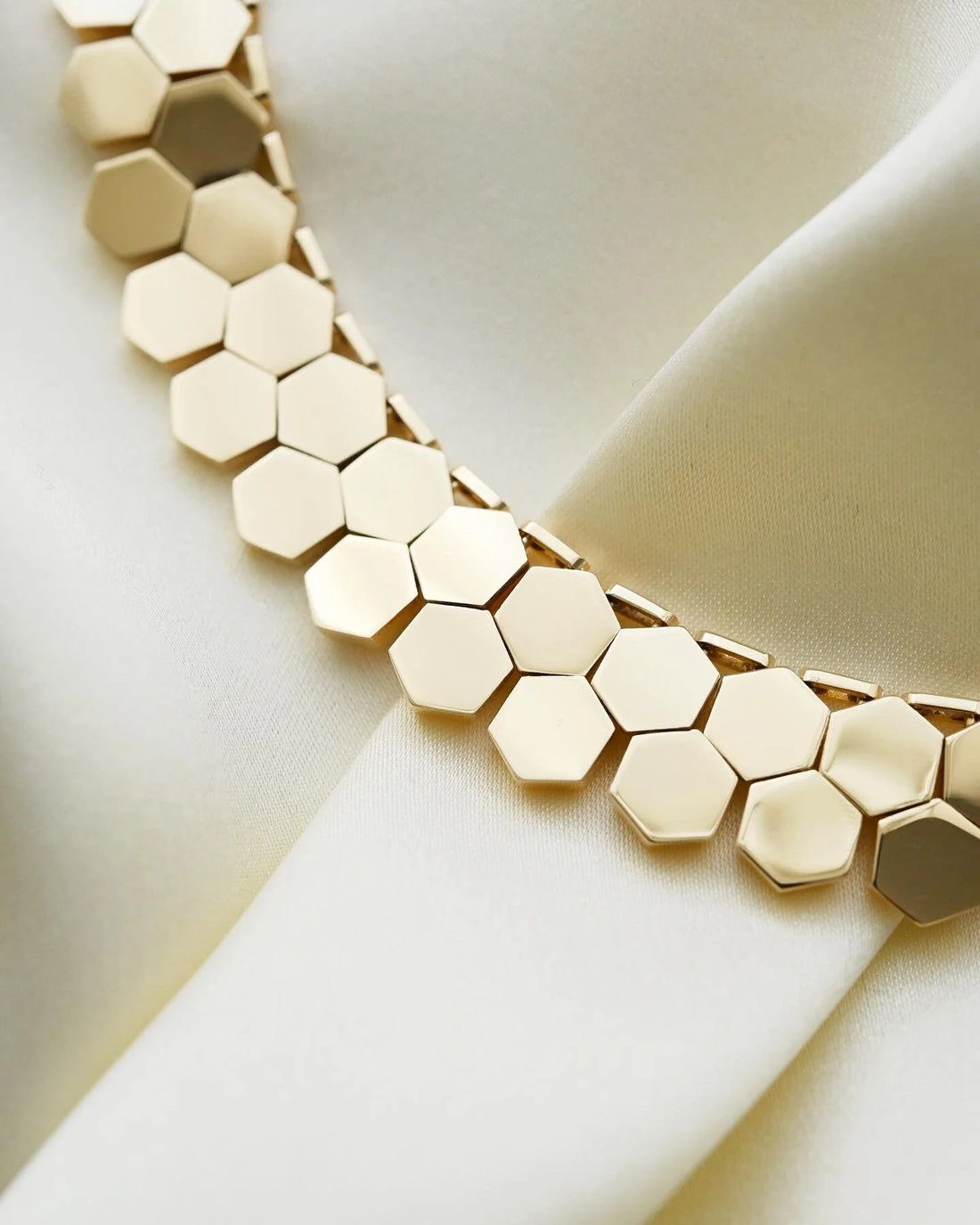 Outstanding Danish Vintage Bee Cell Link Necklace 14K Gold