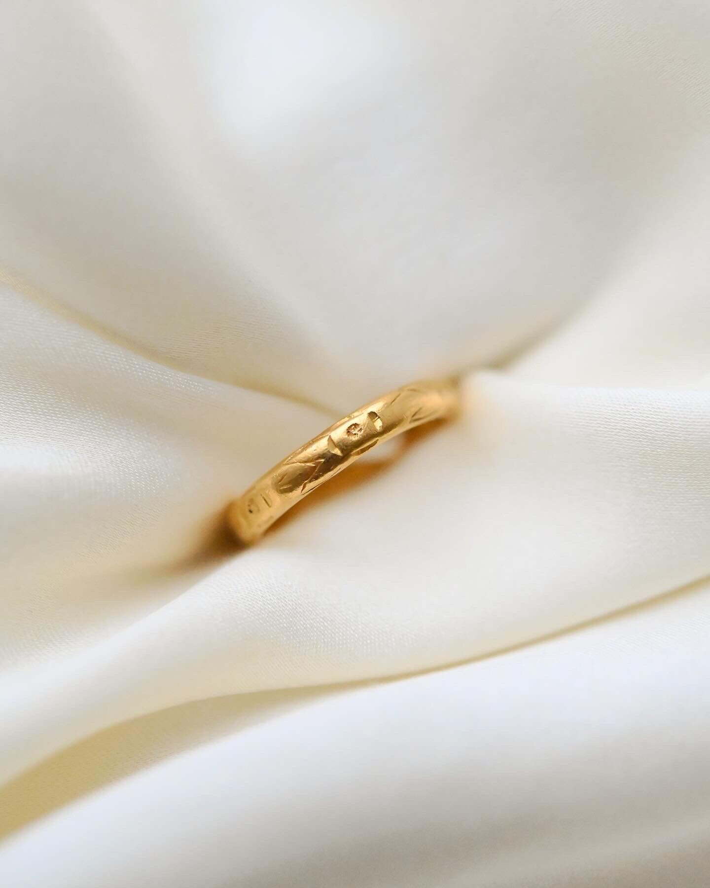 Antique 125 Year Old Ring Annie/Anne/Anna 1919 23K Gold