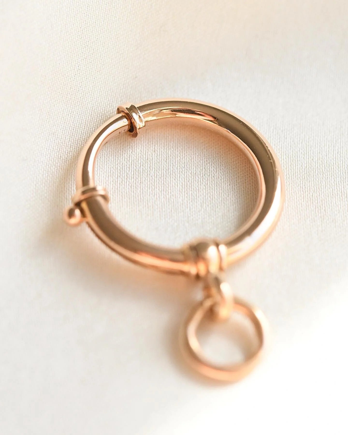 Rare Victorian Bolt Clasp 18K Gold 1874