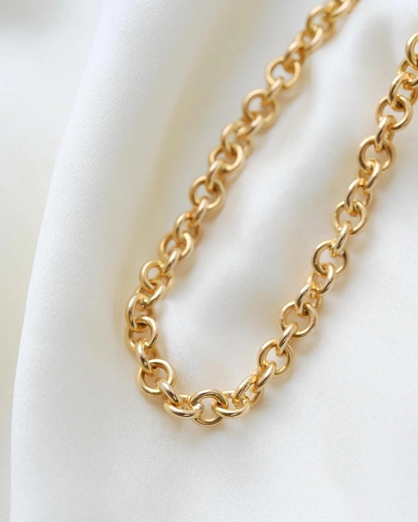 Rare Extraordinary Round Anchor Link Chain 38 Grams 18K Gold