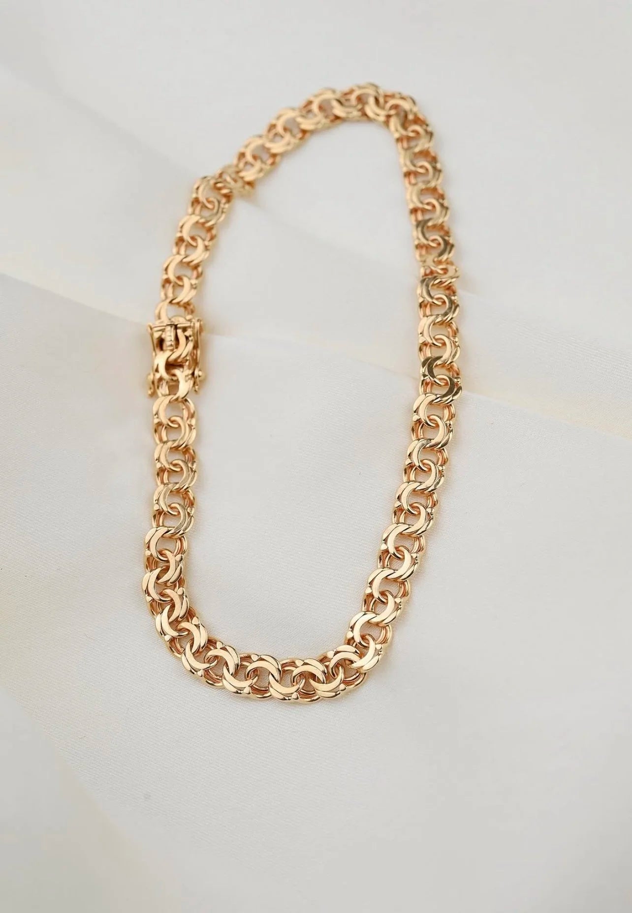 Stunning Mid Century Bismarck Link Bracelet 18K Gold Full Hallamarks 1960s