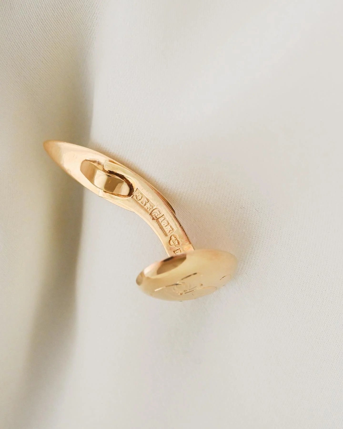 Beautiful Antique BE /EB Cufflinks 18K Gold 1924