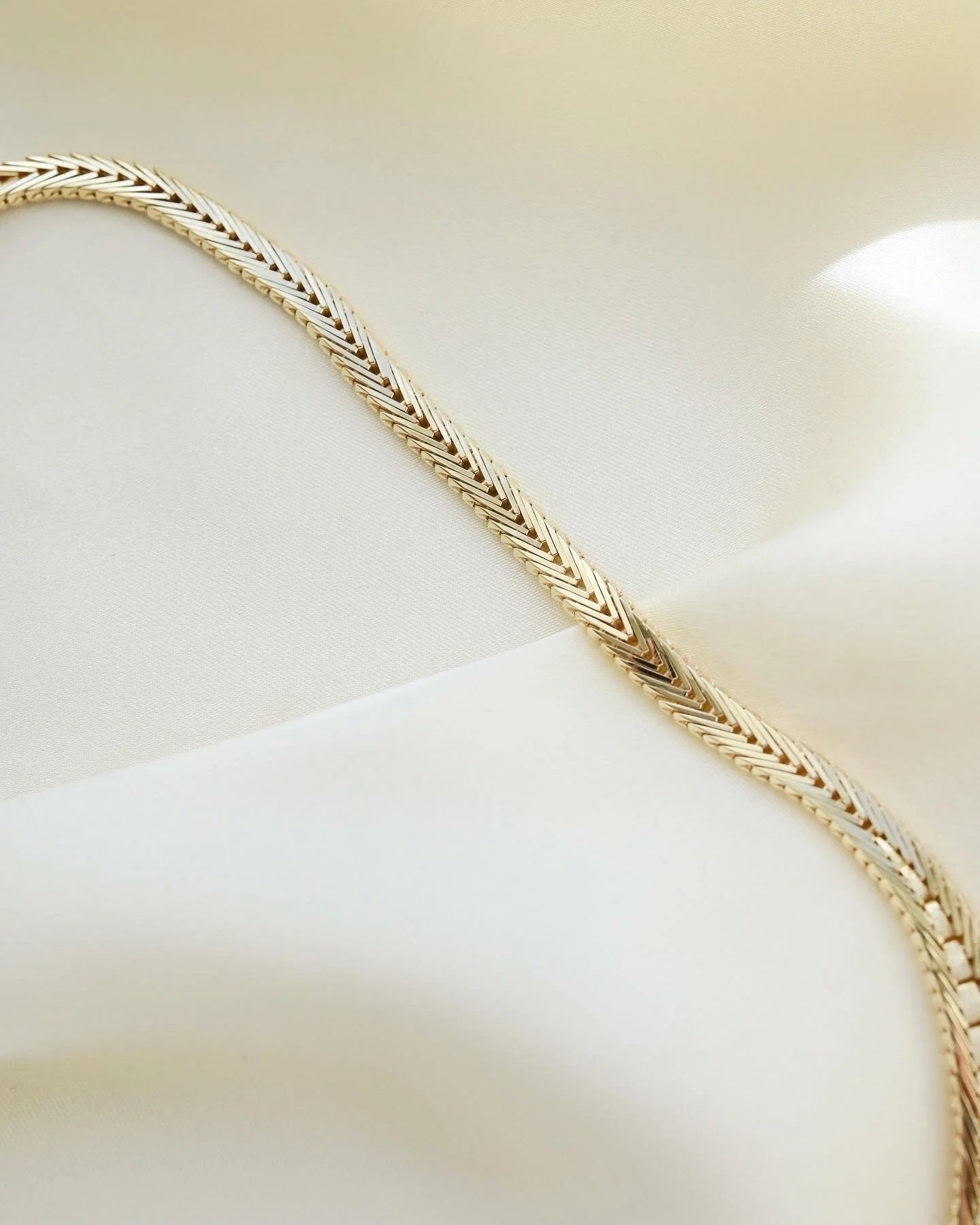 RARE Stunning Geneva Link Variant Necklace 14K Gold 1970