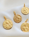 Gorgeous Italian Religious Vintage Pendants 18K Gold