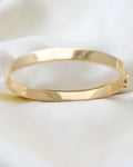Beautiful Elegant Heavy 32 Grams Bangle 18K Gold
