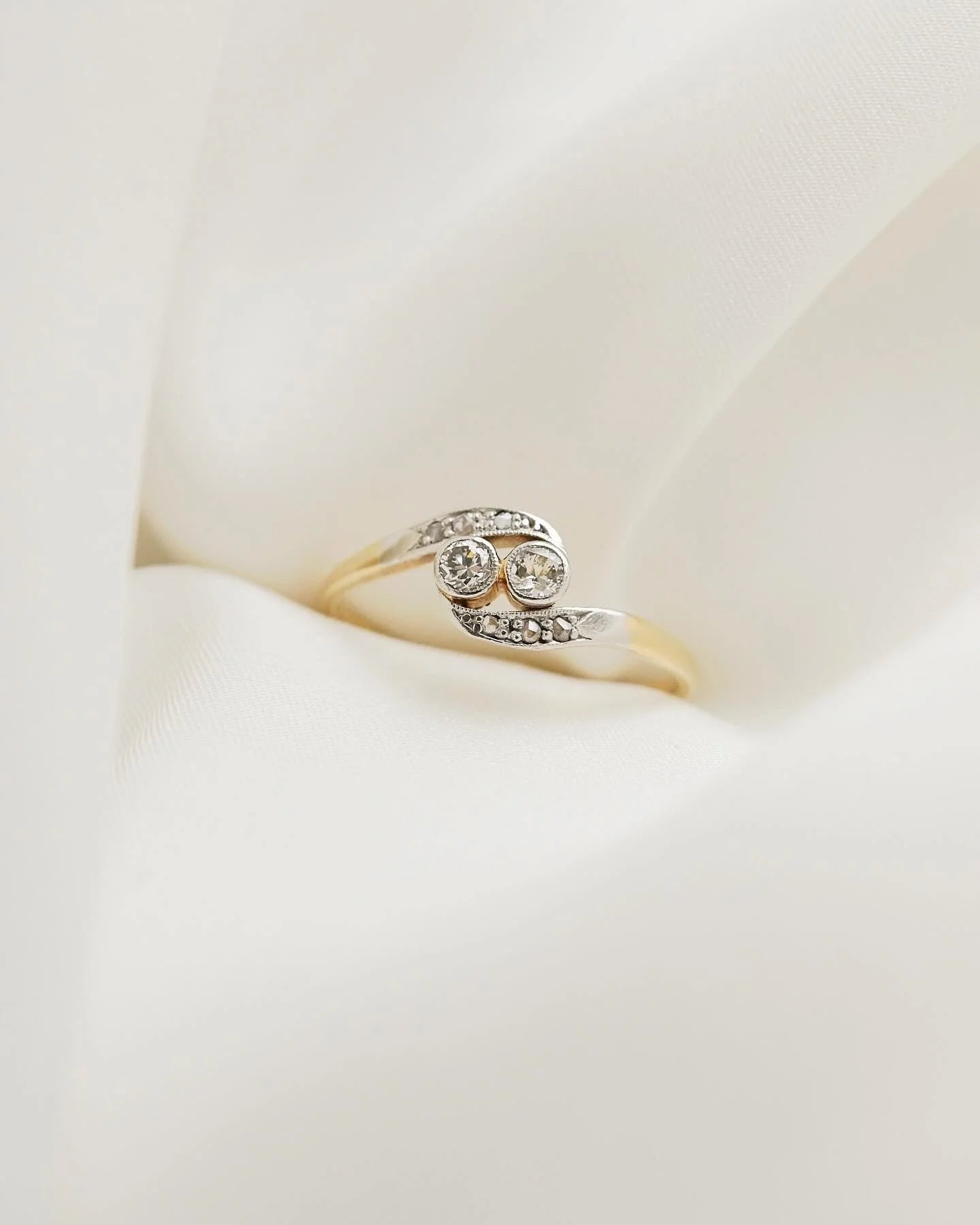 The Cutest Old Ring Toi Et Moi 14K Gold x Diamond Beg. 1900s