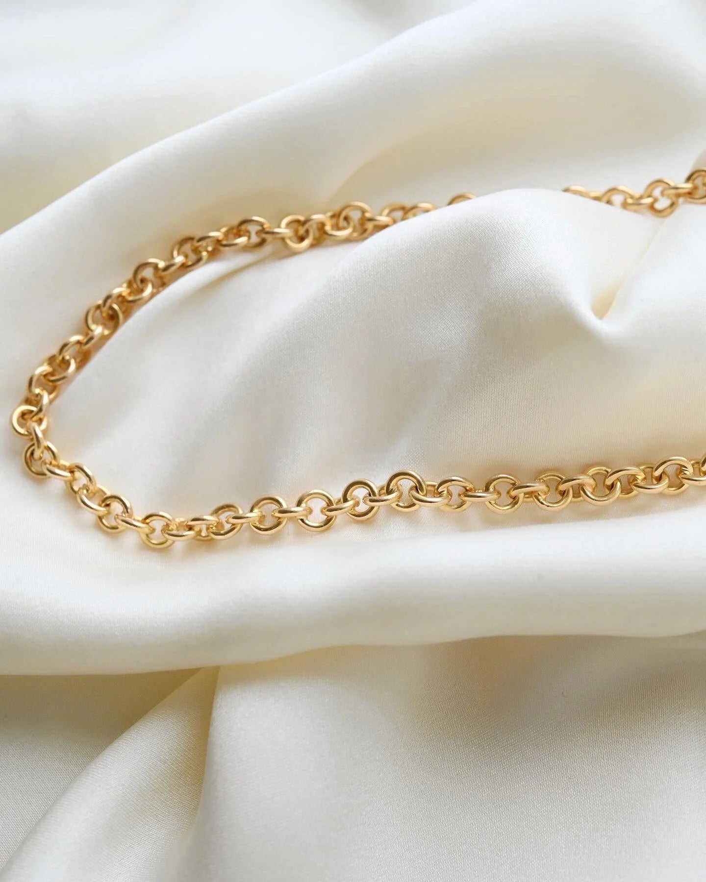 Rare Extraordinary Round Anchor Link Chain 38 Grams 18K Gold