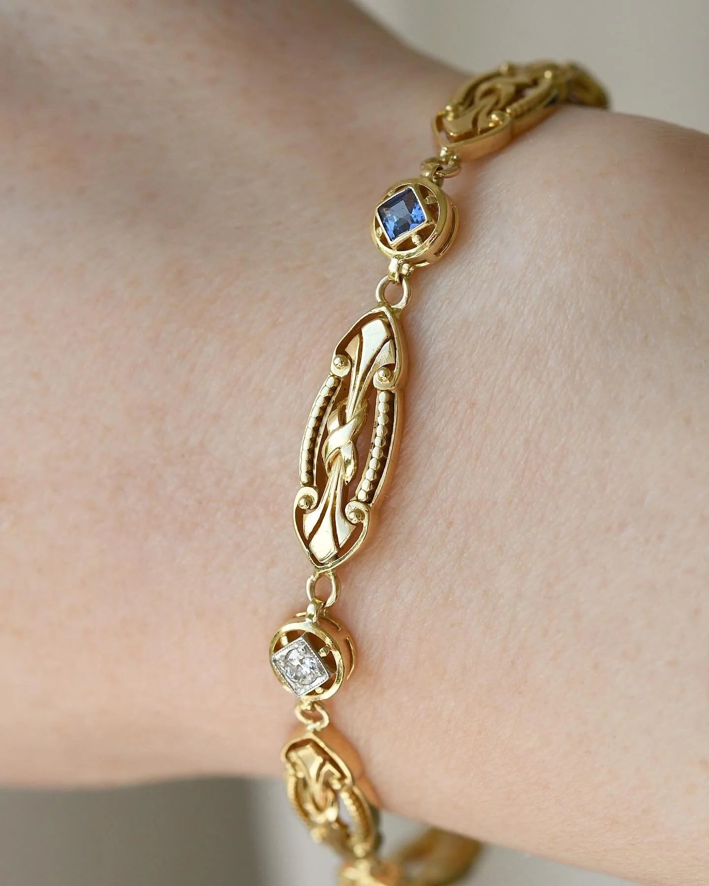 Sublime French Art Deco Sapphire Diamond Bracelet 18K Gold