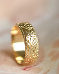 Beautiful Edwardian Engraved Wedding Band 1918 18K Gold