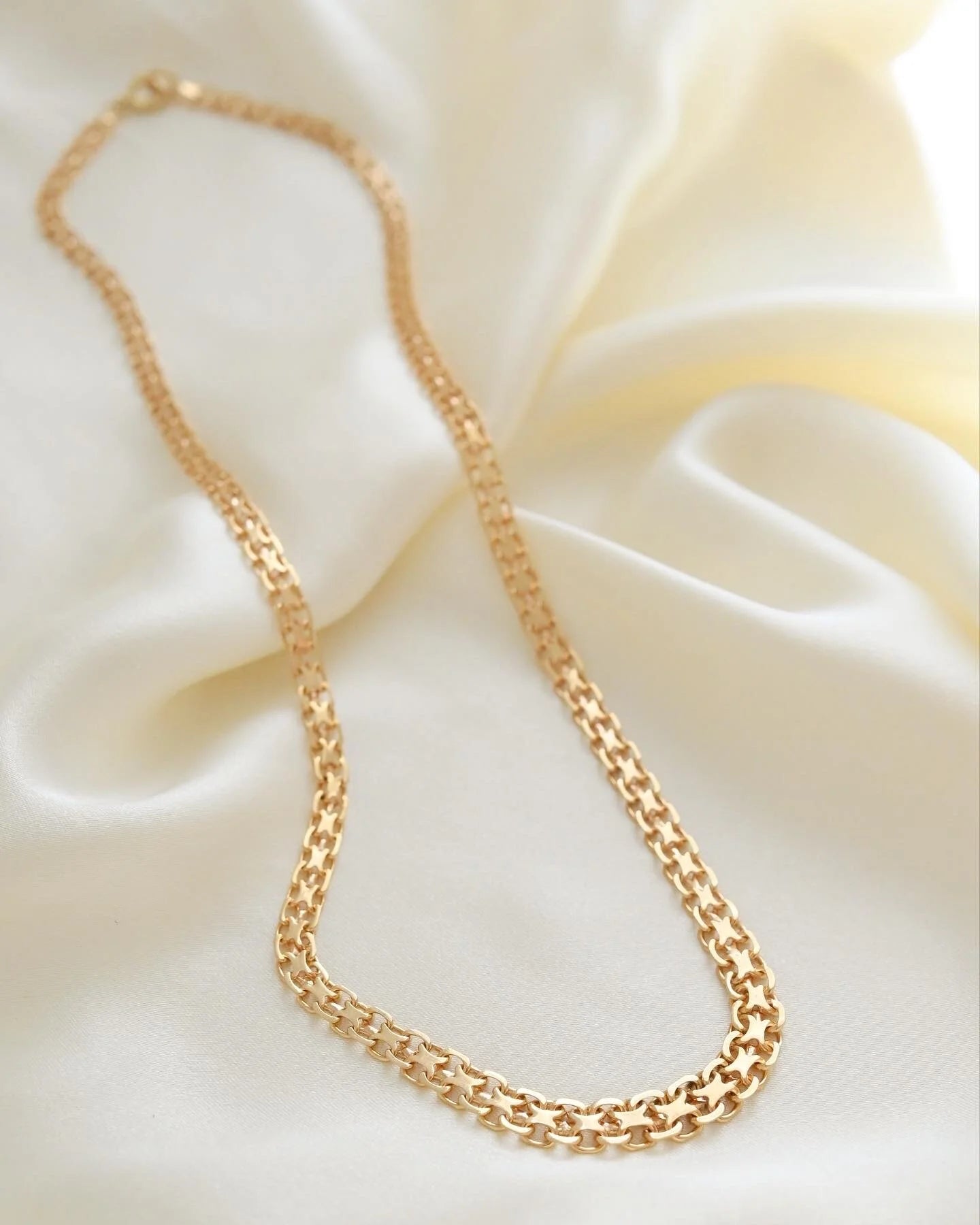 Glowing Beautiful Star Link Necklace by BE Franzen 18K Gold 1961
