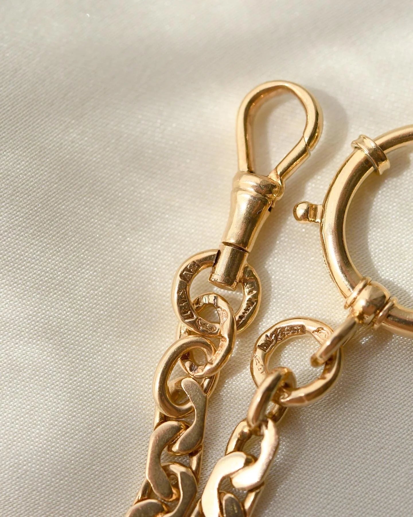 10.6 inches Antique Watch Chain 18K Gold 1927