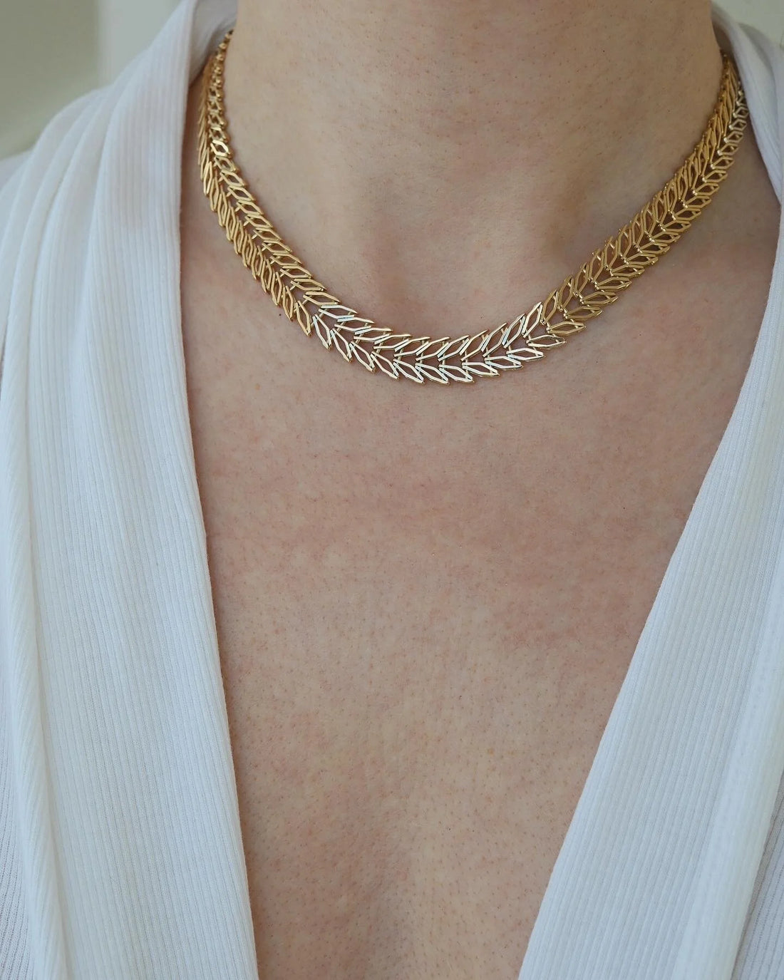 Extraordinary Unique Danish Vintage Leaf Link Necklace 14K Gold