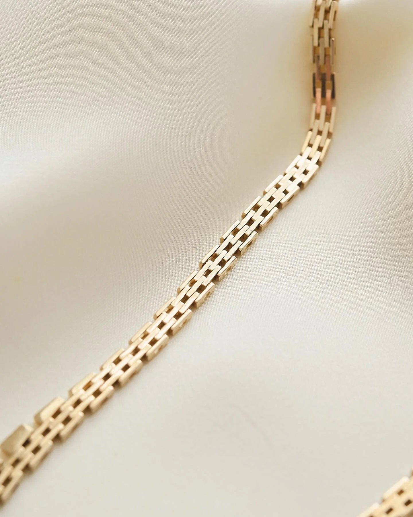 Magical Rare Baby Brick Link Necklace 14K Gold 1970s