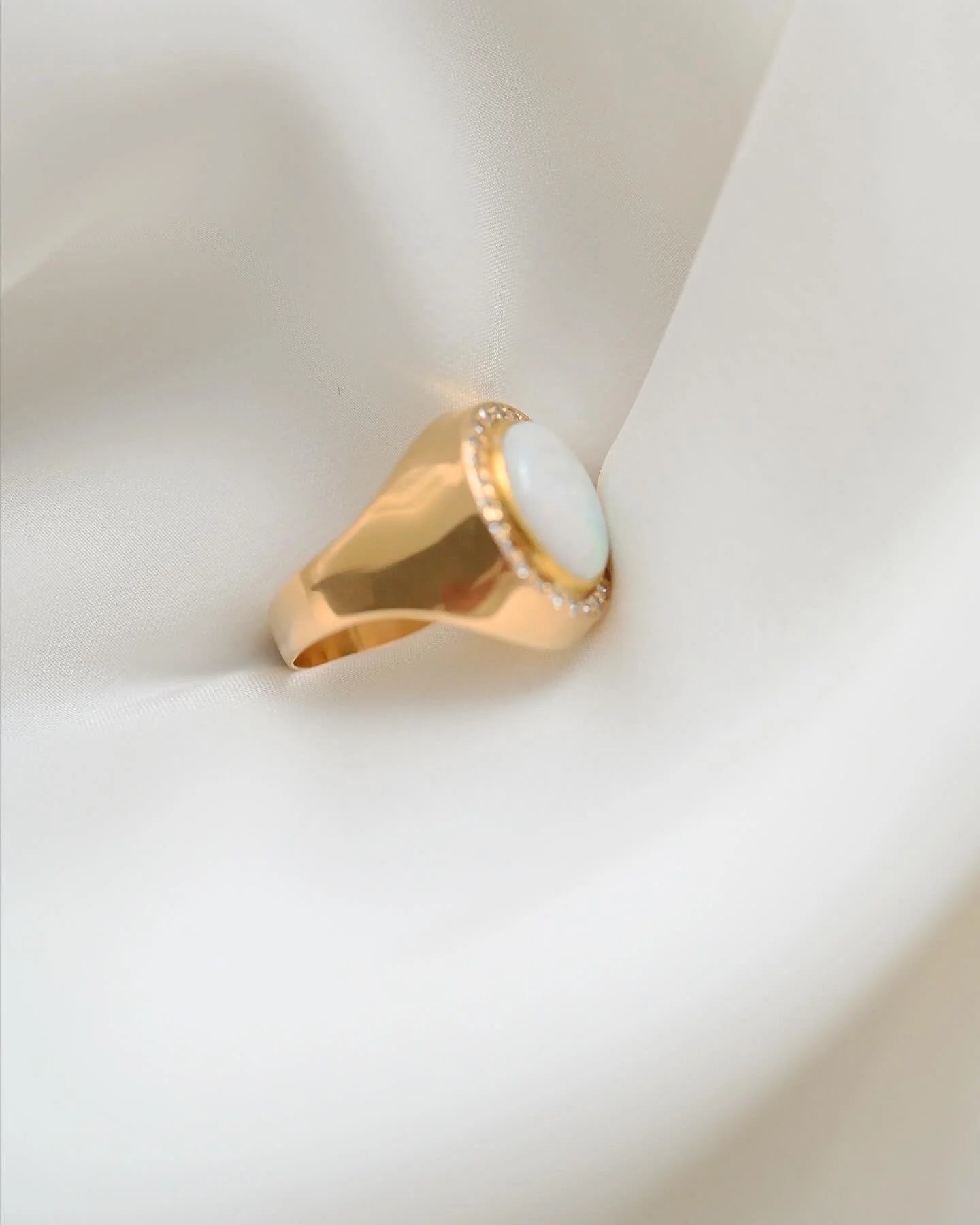 Gorg Opal x Diamond Ring 18K Gold Swedish Vintage Mid 1900s
