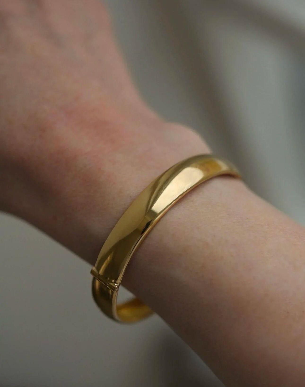 Perfect Swedish Vintage Bangle 18K Gold 1963