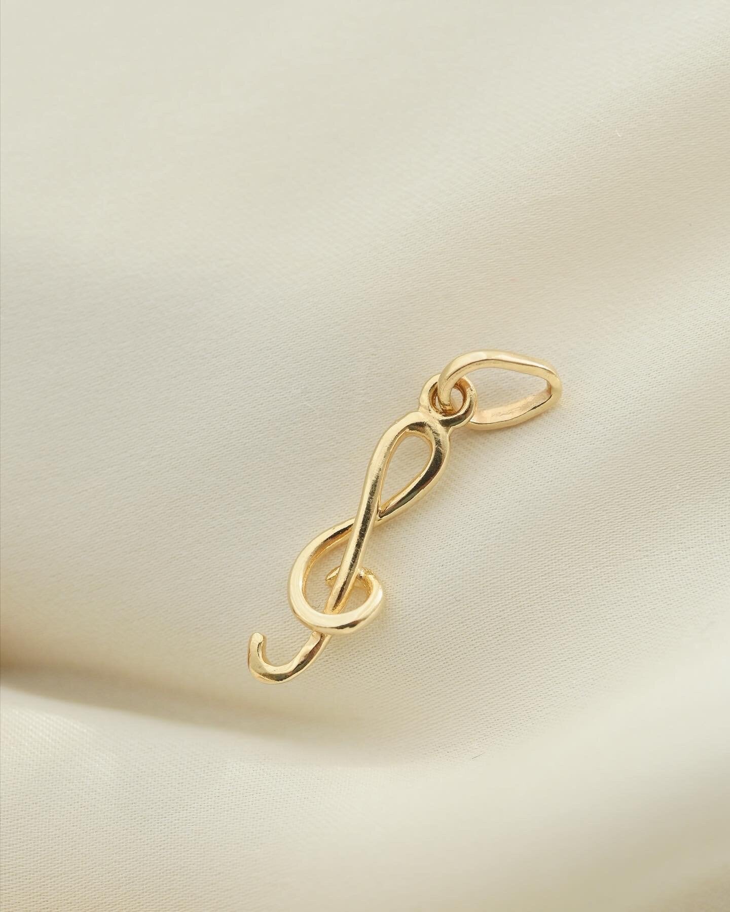 Key of G Pendant 14K Gold 1960