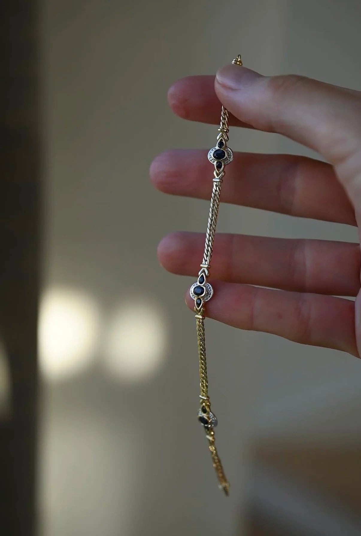Beautiful One of A Kind Vintage Sapphire Bracelet 18K Gold