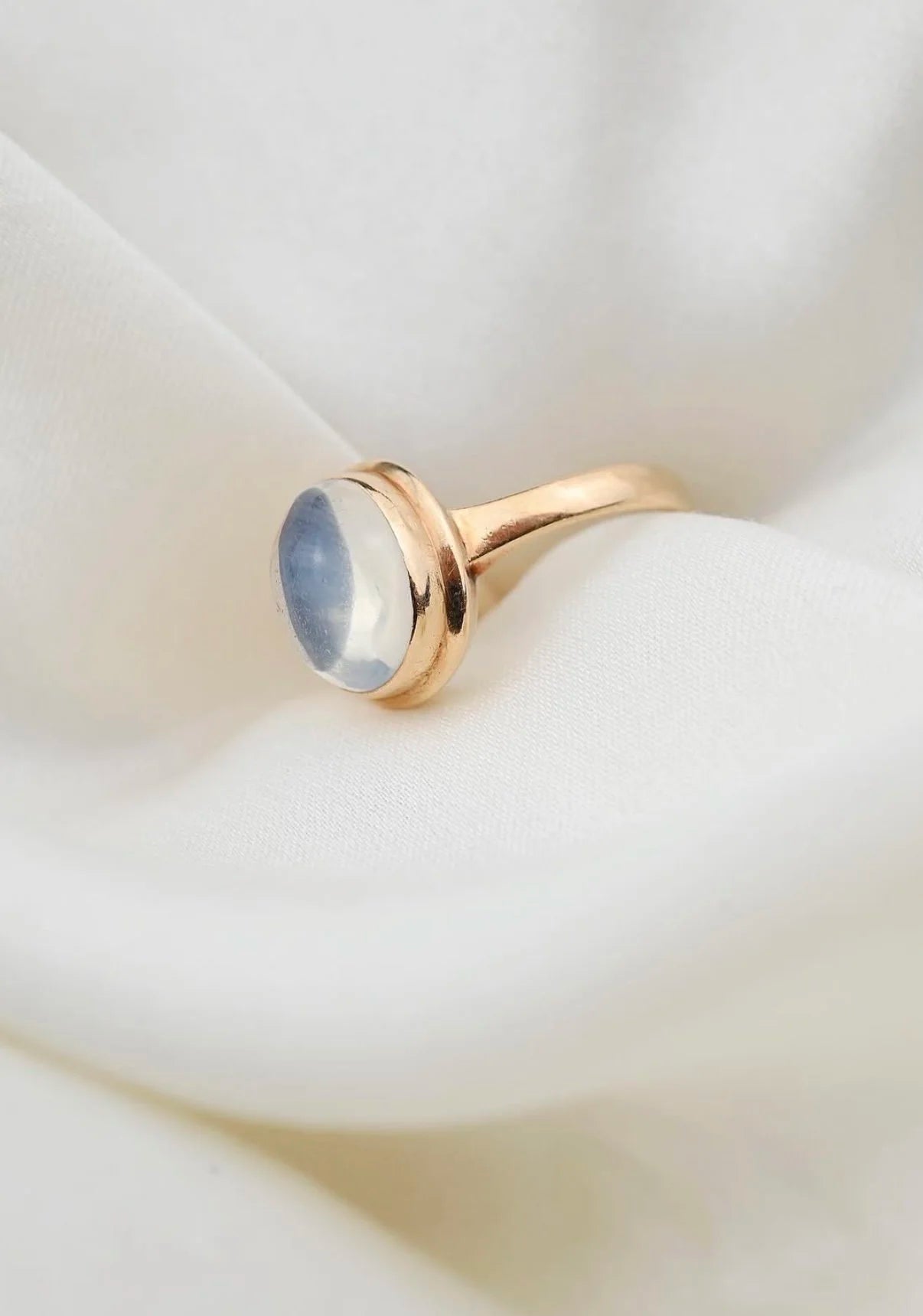 Ethereal Vintage Cabochon Ring 14K Gold 1958