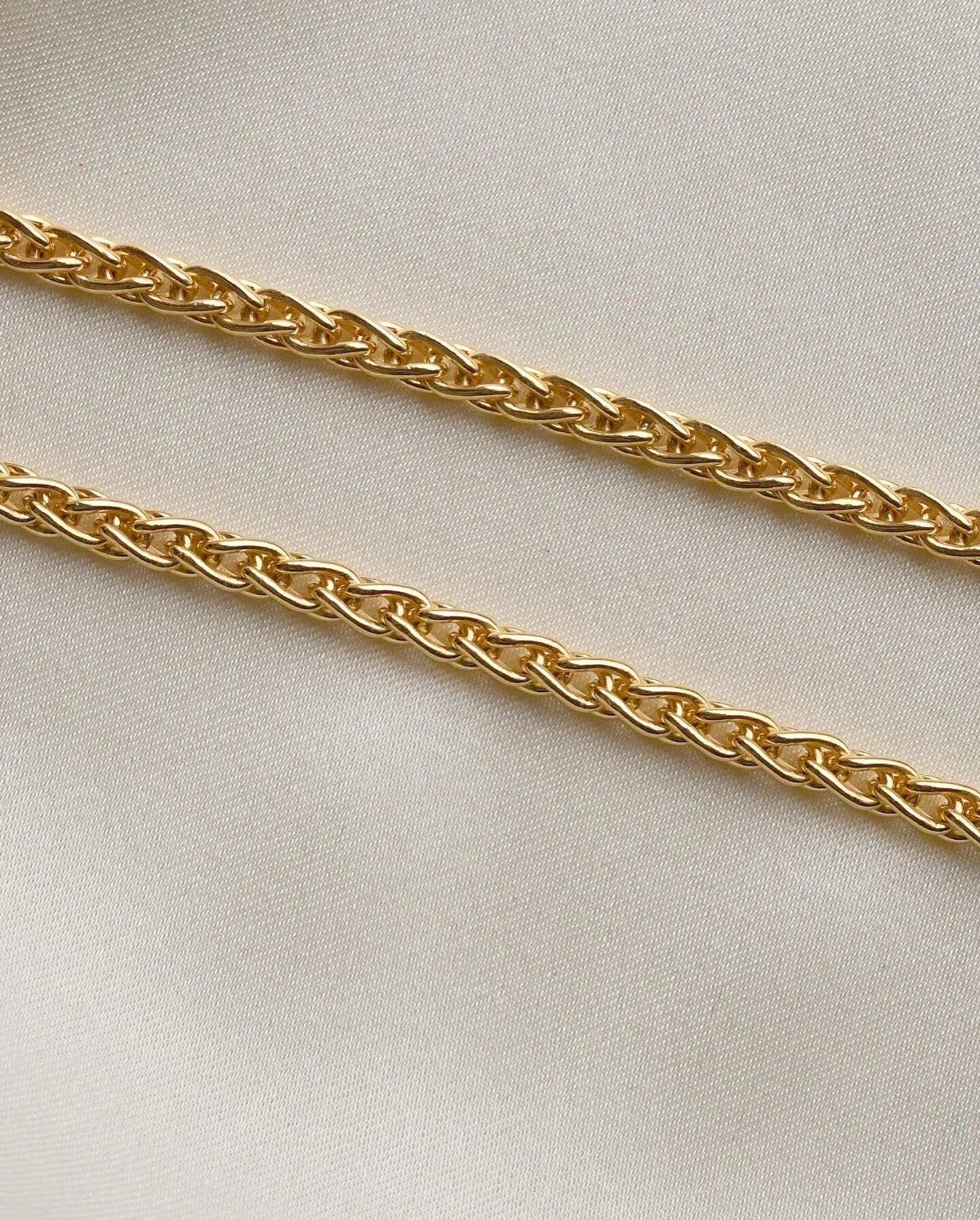 Gorgeous Vintage Wheat Link Chain 14K Gold 1980s