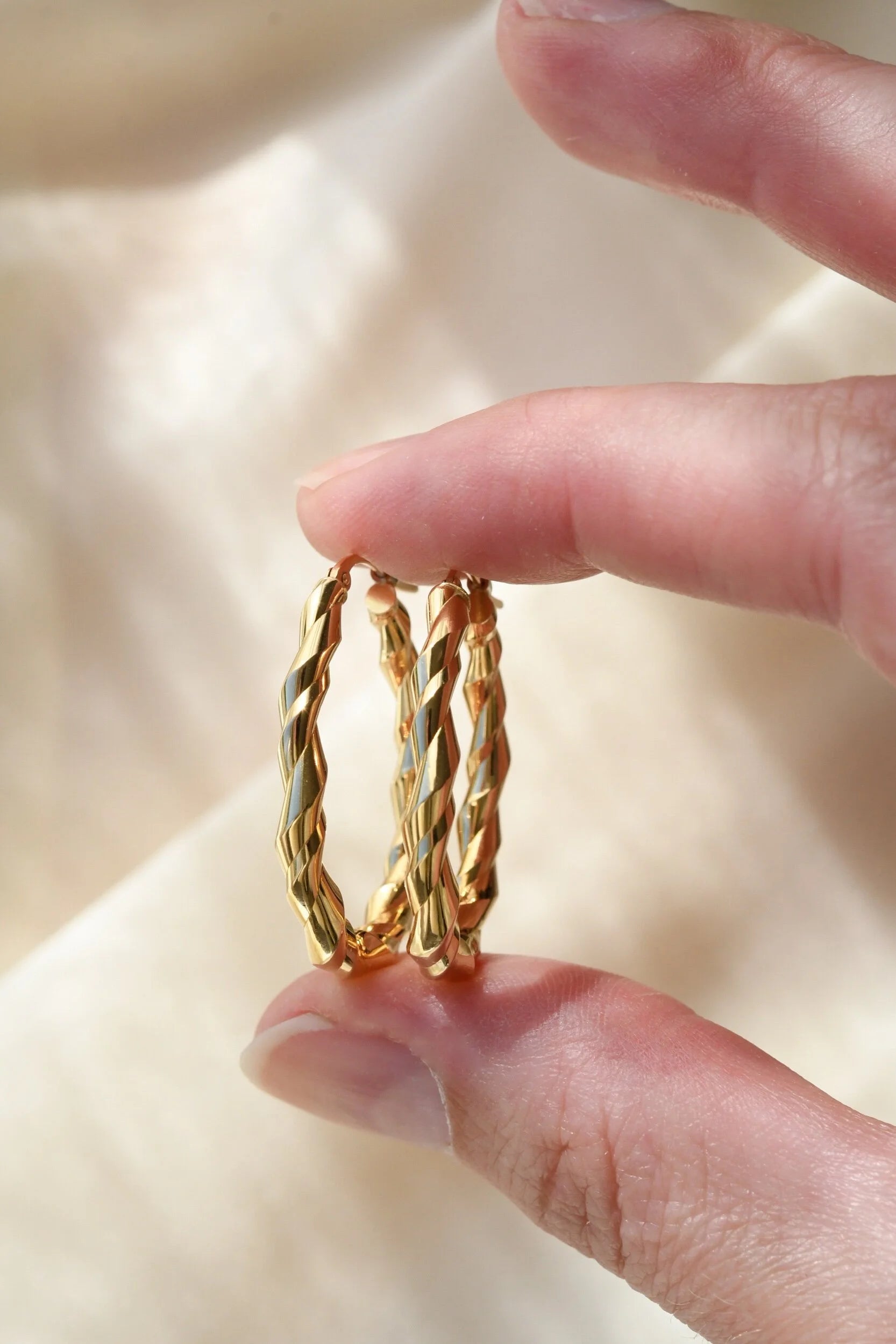 Gorg Twisted Vintage Hoops 18K gold