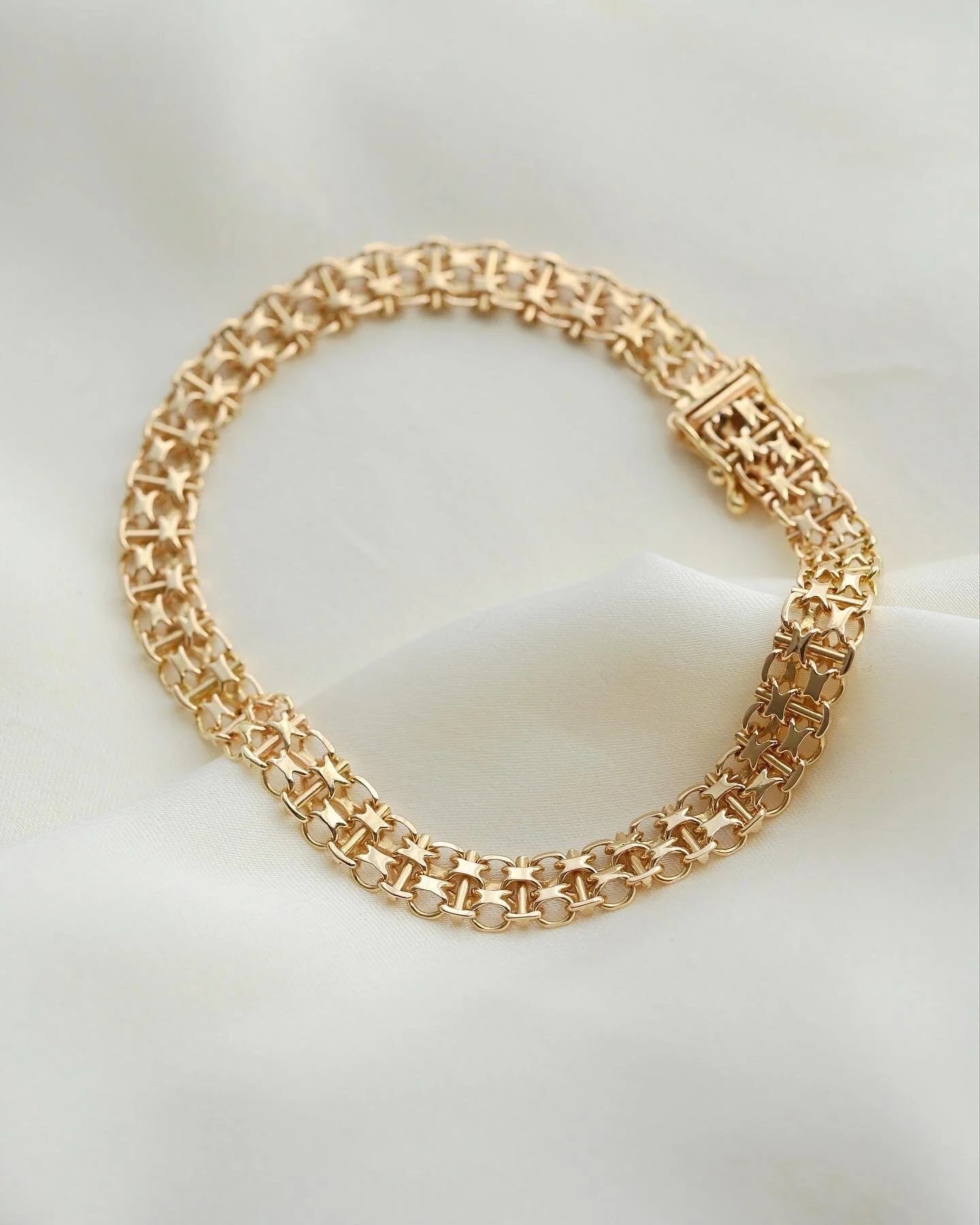 Star Link Bracelet Vintage Sweden 1965 18K Gold
