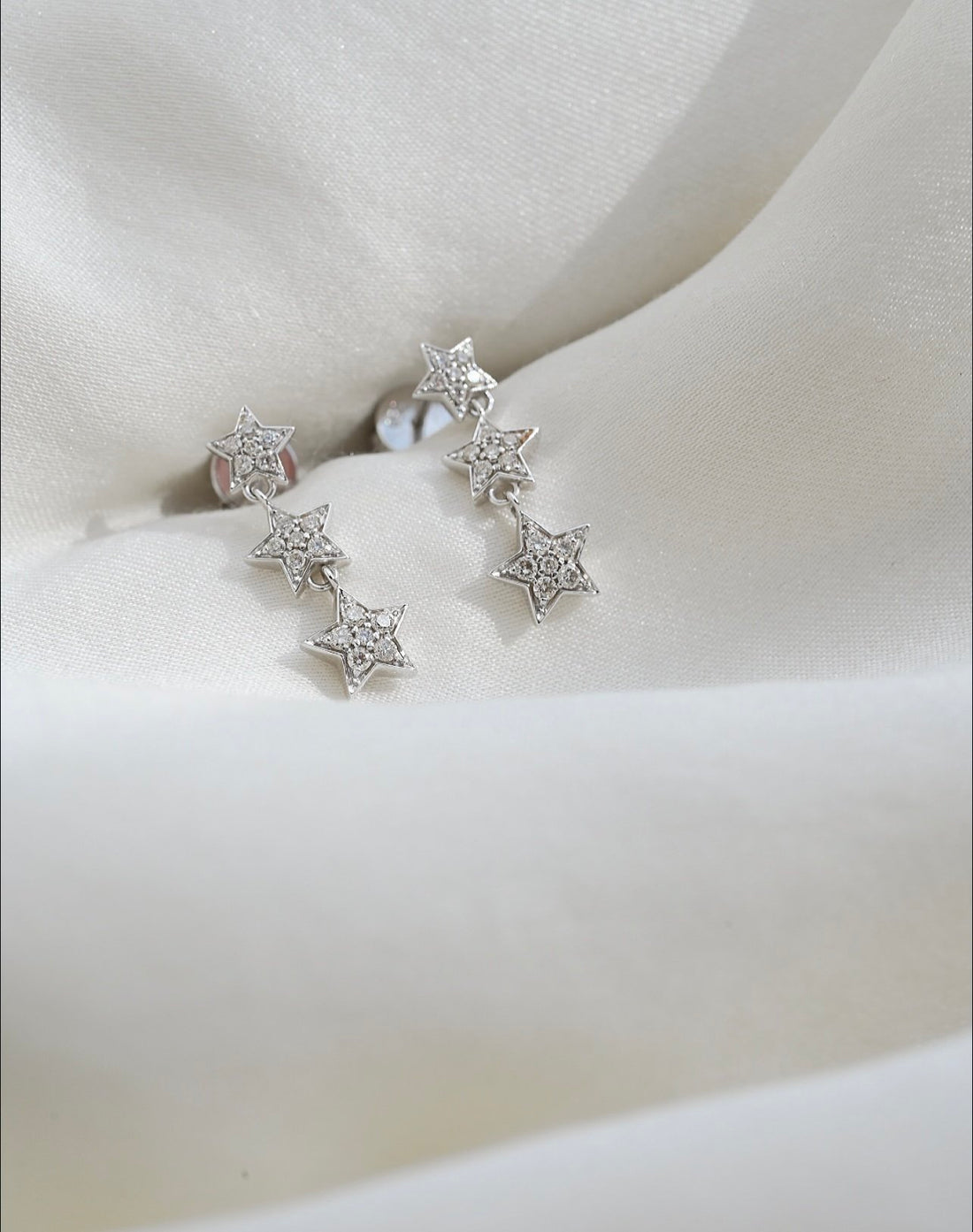 Diamond Stars Earrings 18K White Gold