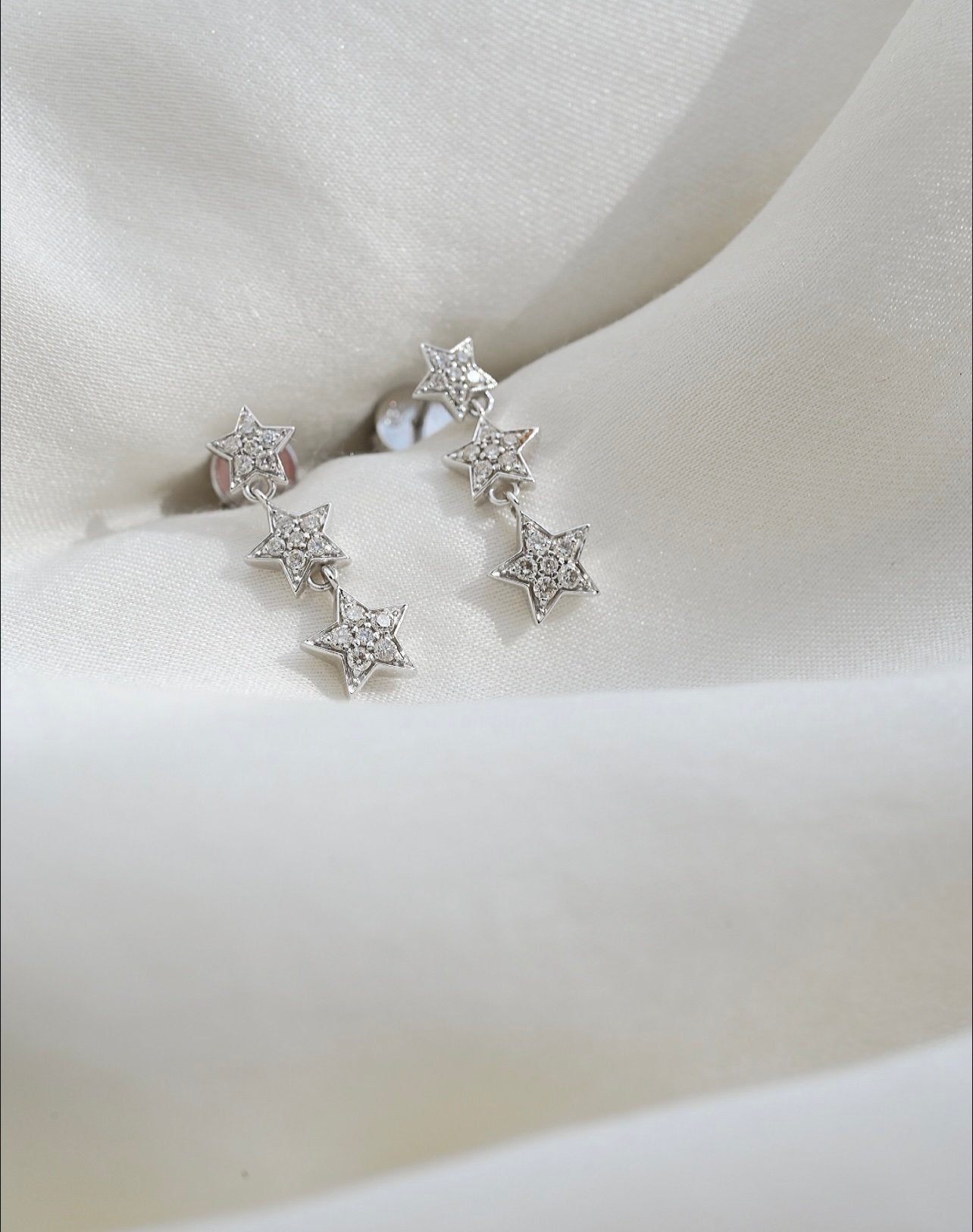 Diamond Stars Earrings 18K White Gold